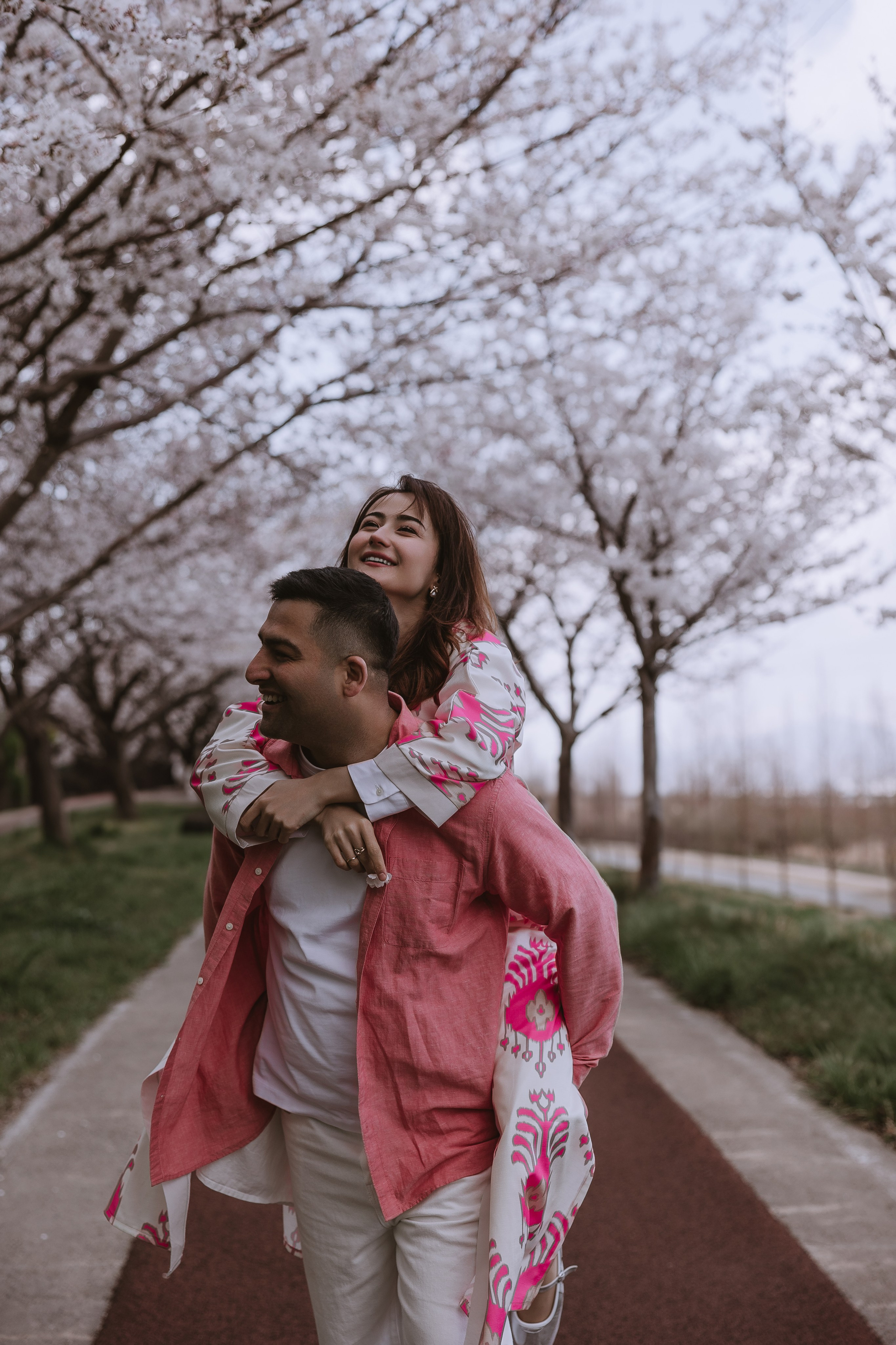 Романтическая прогулка в Пусане в сакуре. ВАШ ФОТОГРАФ В ПУСАНЕ (Южная Корея) Александра Ануфрий