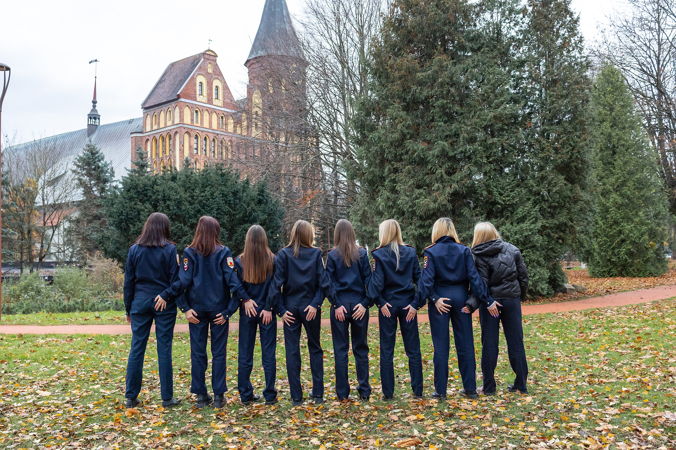 КАДЕТСКИЕ КЛАССЫ. LiveBook39 — студия выпускных альбомов Светланы Микишаниной в Калининграде