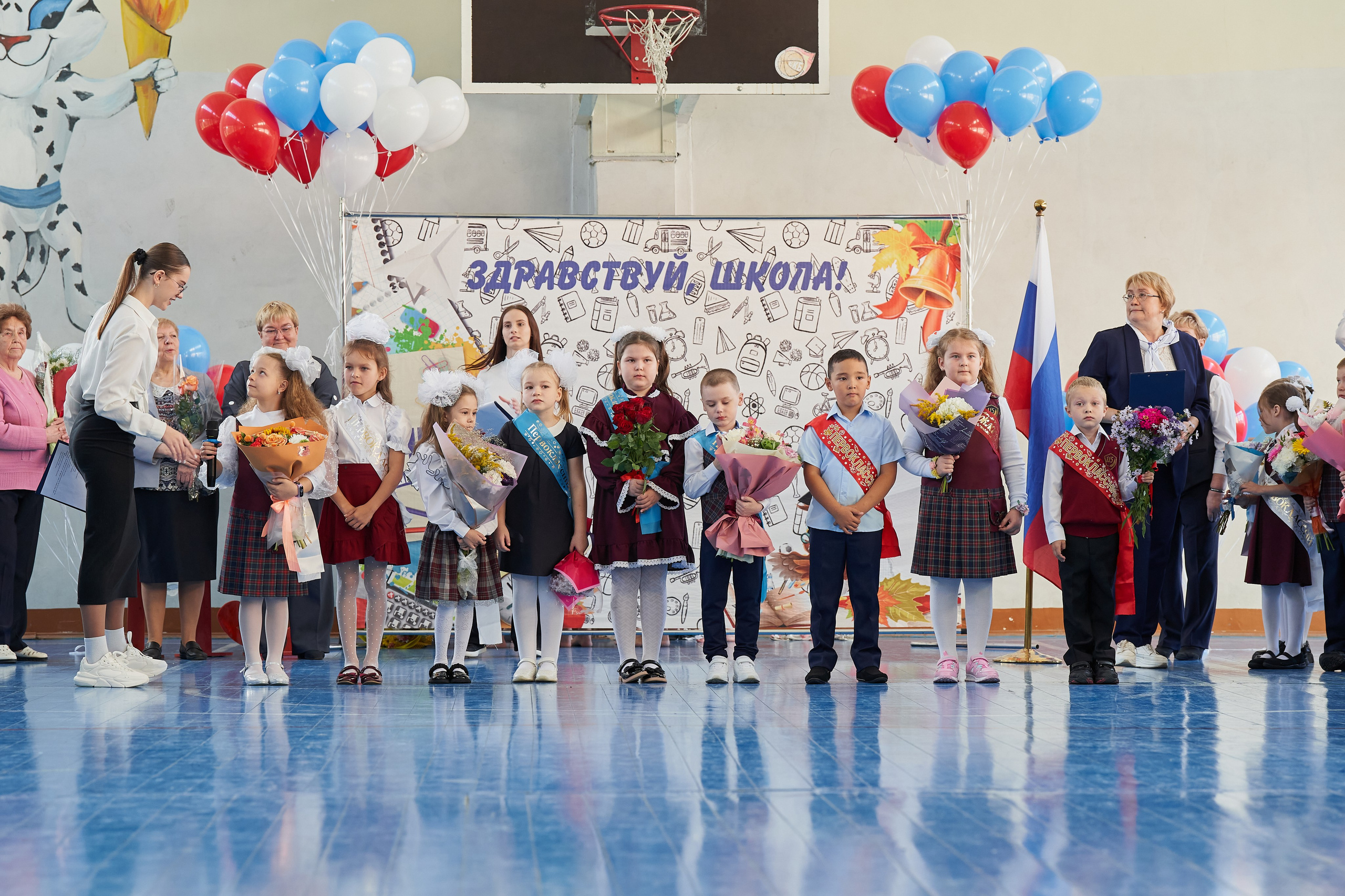 Школьная линейка 1 сентября. Выпускные альбомы в Екатеринбурге, от Анастасии Саловой