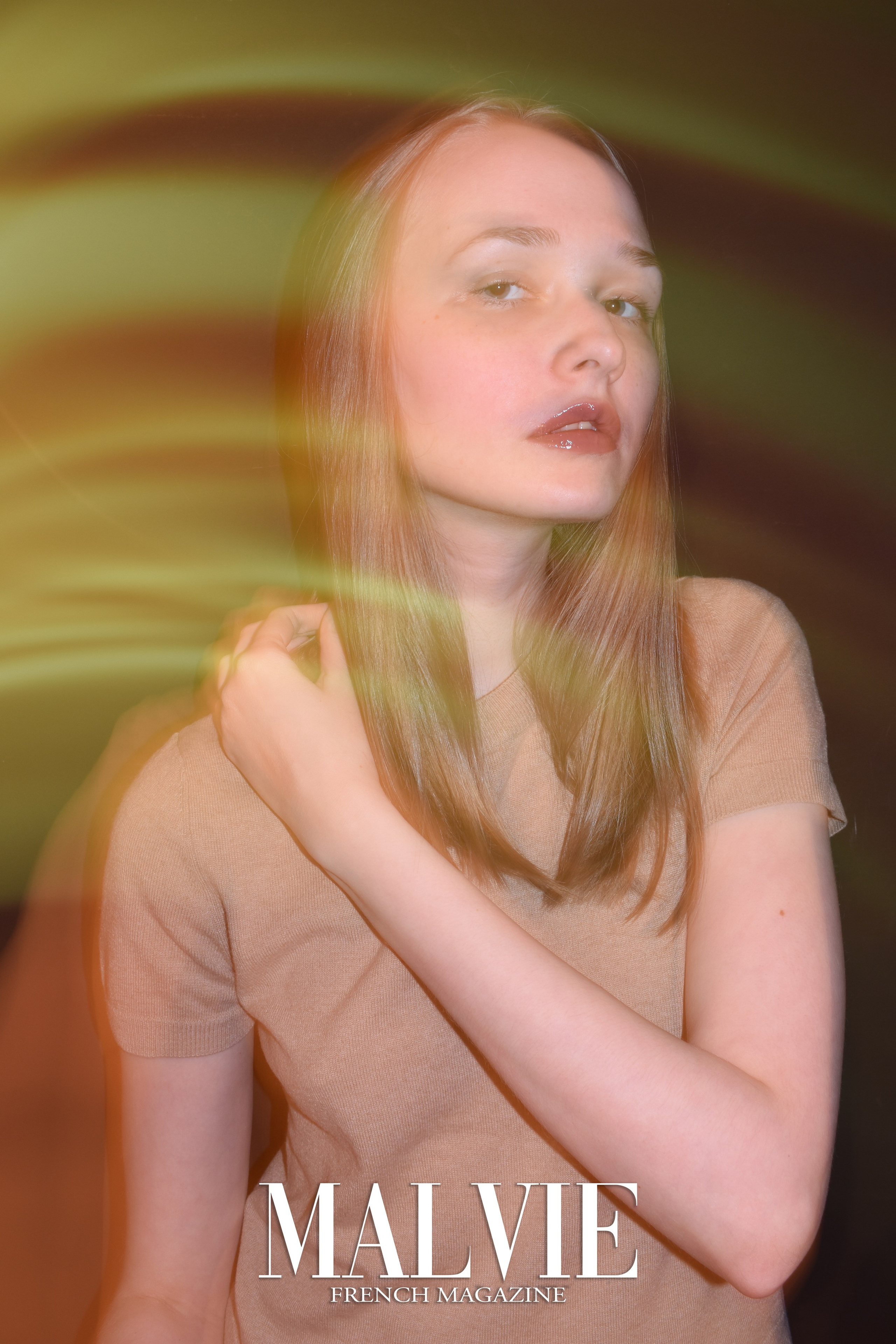 MALVIE BEAUTY French Magazine, Issue 68 Self portrait LIght painting 