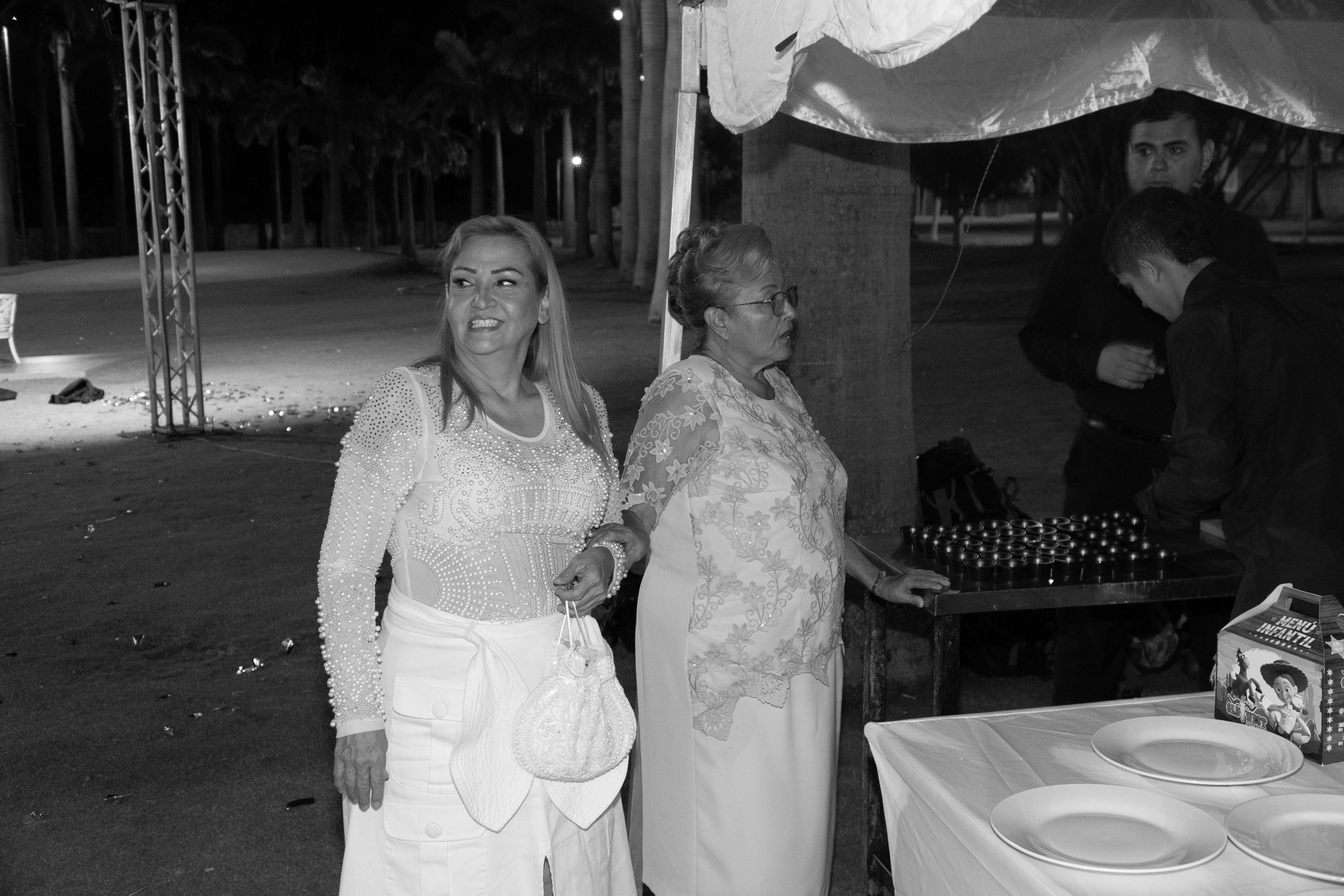 Carola & Gerson. Wedding Photographer in Barcelona and Medellin