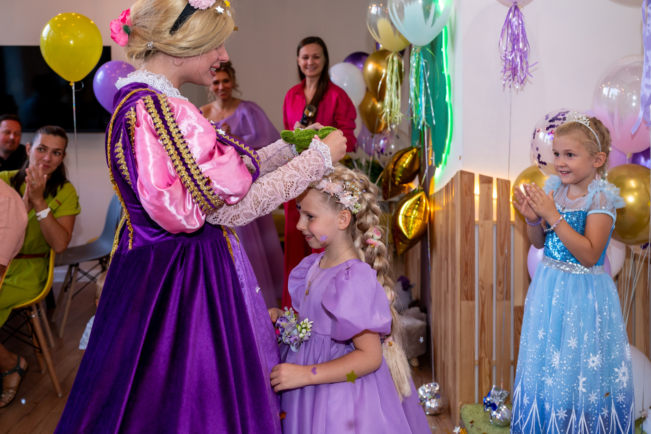 ДР в лофте с фокусником