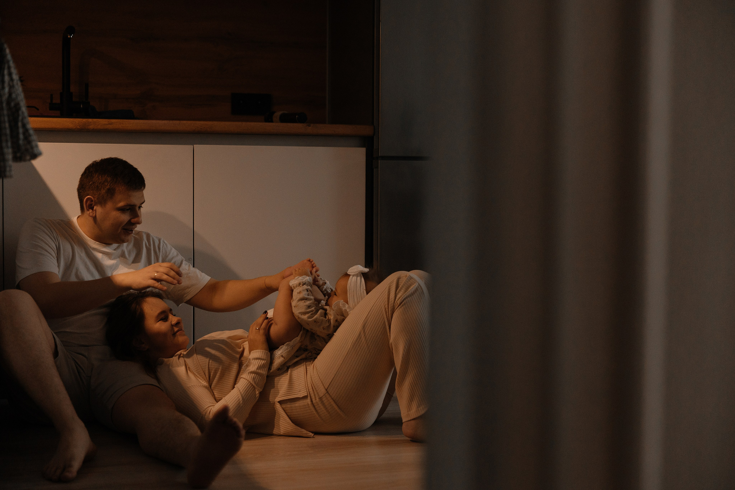 Дома тоже можно. Свадебный и семейный Фотограф Денис Кошель