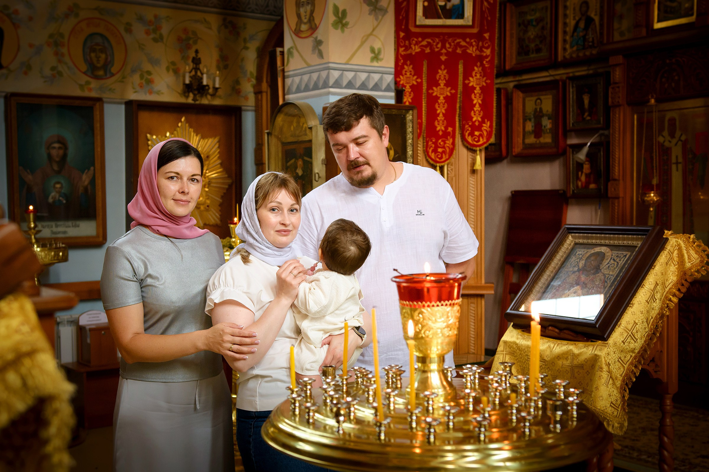 Фотосессии крещения. Фотограф Оксана Сафонова г. Тольятти