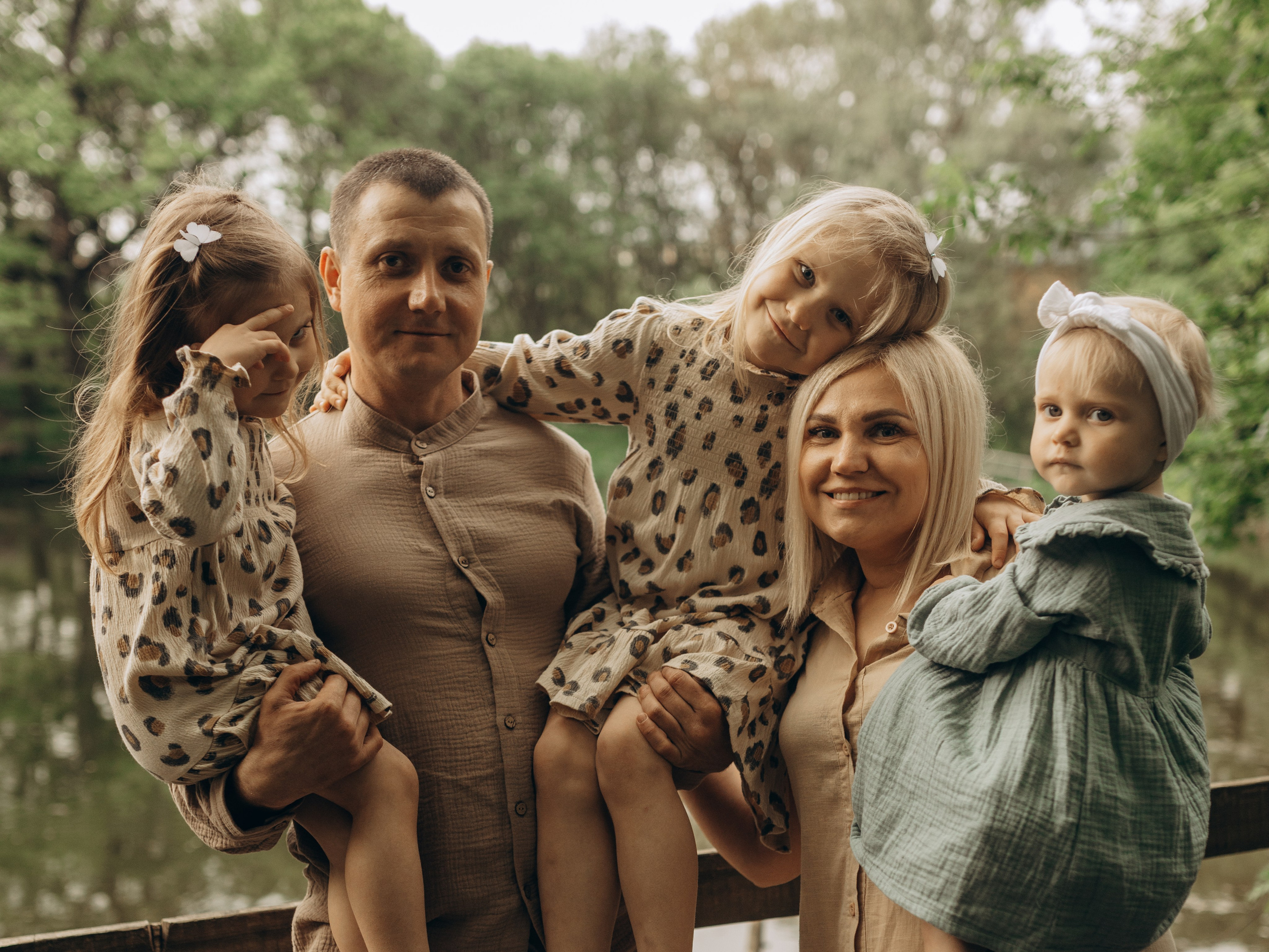 Фотосессия под летним дождем с Алексеем, Юлией и их доченьками. Фотограф в Ставрополе Svetlana Matveeva