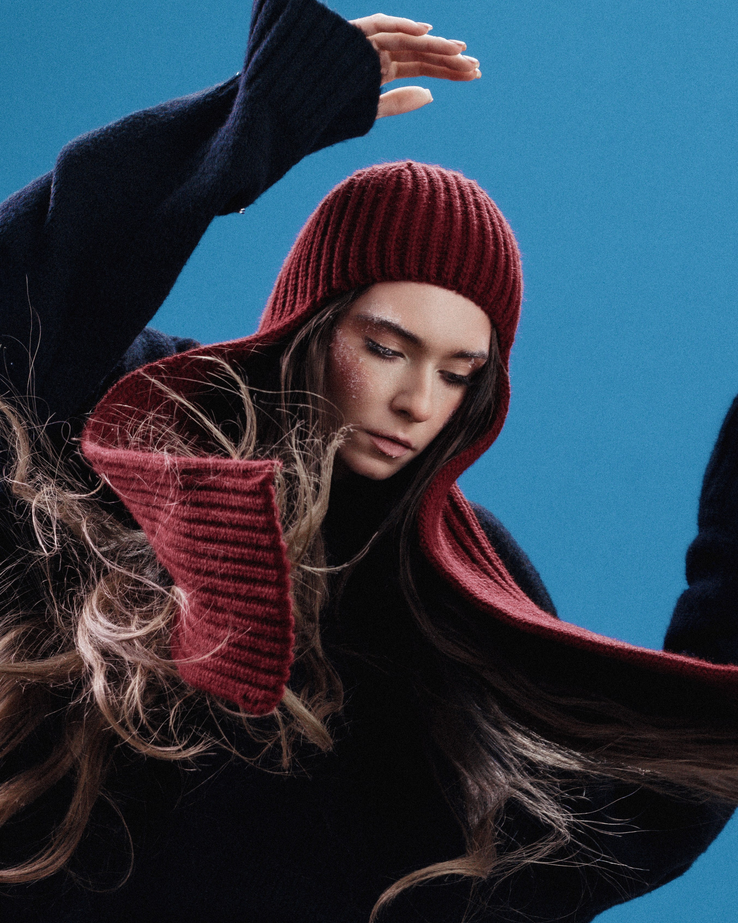 Рекламный кампейн. ЦУМ. Шапки. АРХИ STYLE