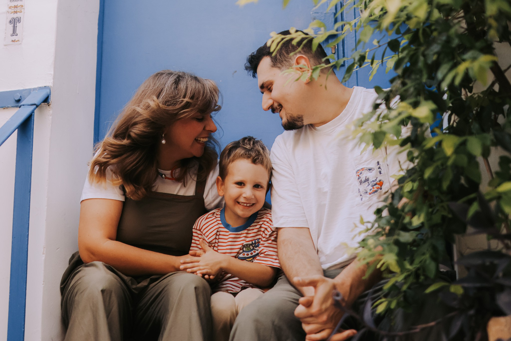 Nata, Misha and Mark, Tel Aviv | November 2025. Photographer in Israel Alice Milchin