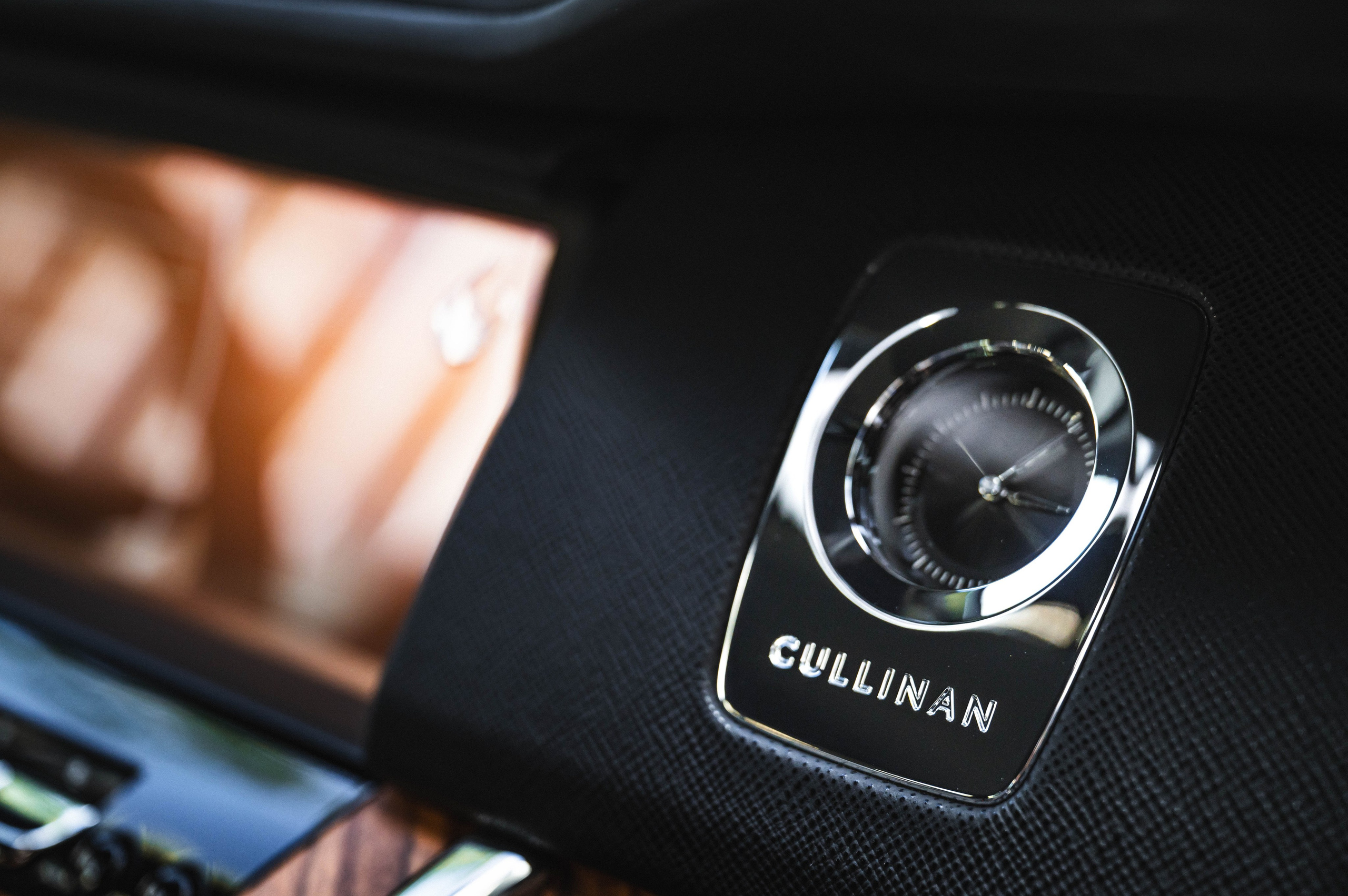 Rolls-Royce Cullinan. Автомобильный фотограф в Москве — Сидоров Дмитрий