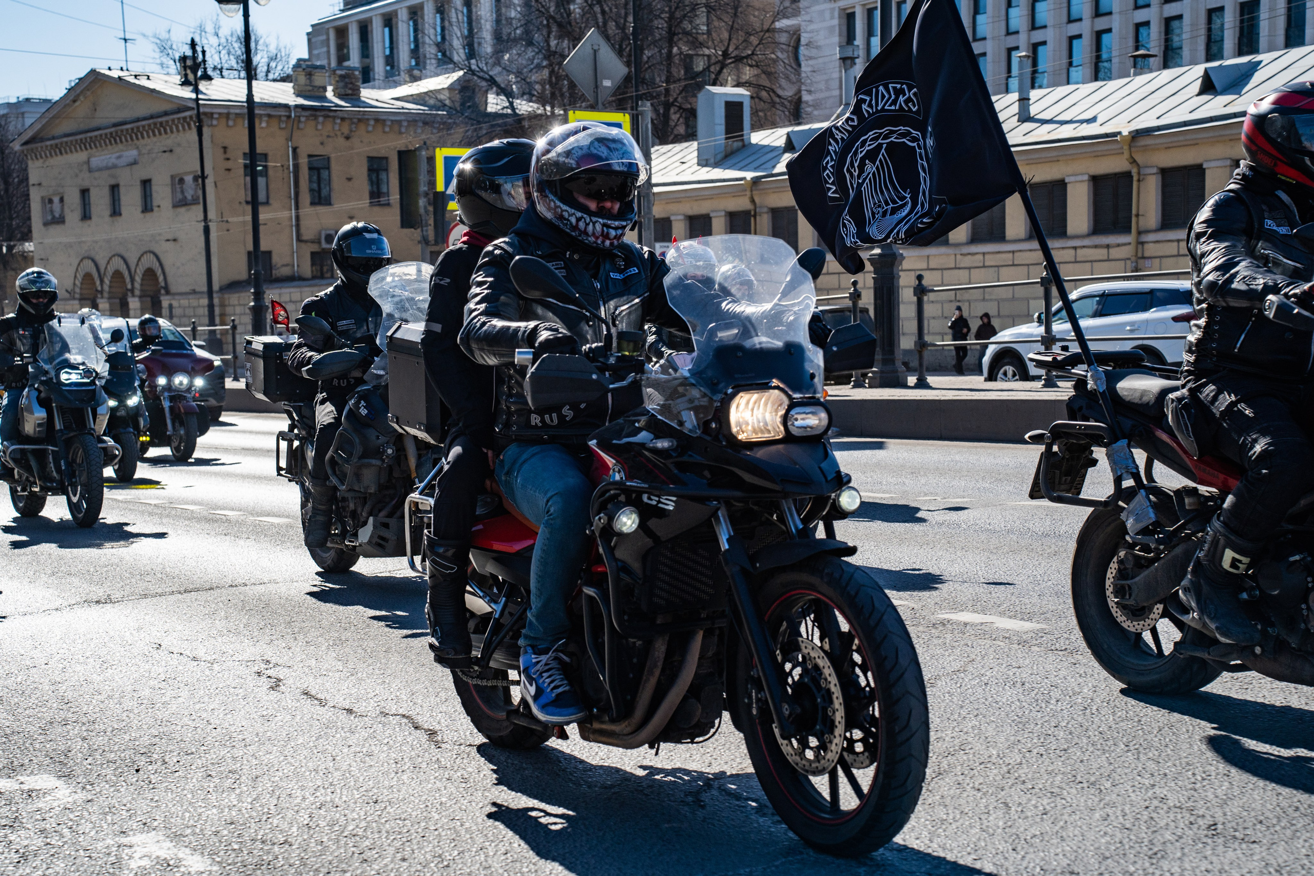 Весенний прохват мотоклуба Normans Riders MC. Концертный и репортажный фотограф в Санкт-Петербурге Слава Пахомов