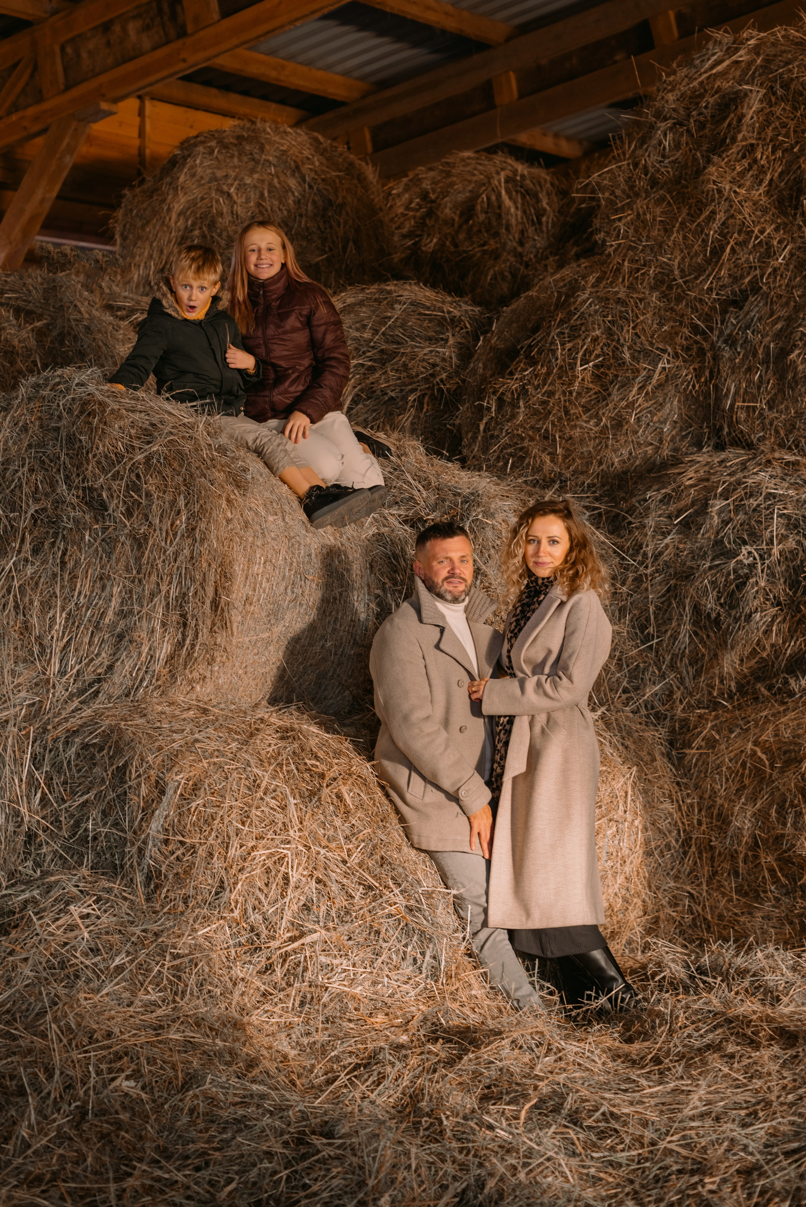 Фотосессия в конюшне и парке. Фотограф Юлия Кондратьева