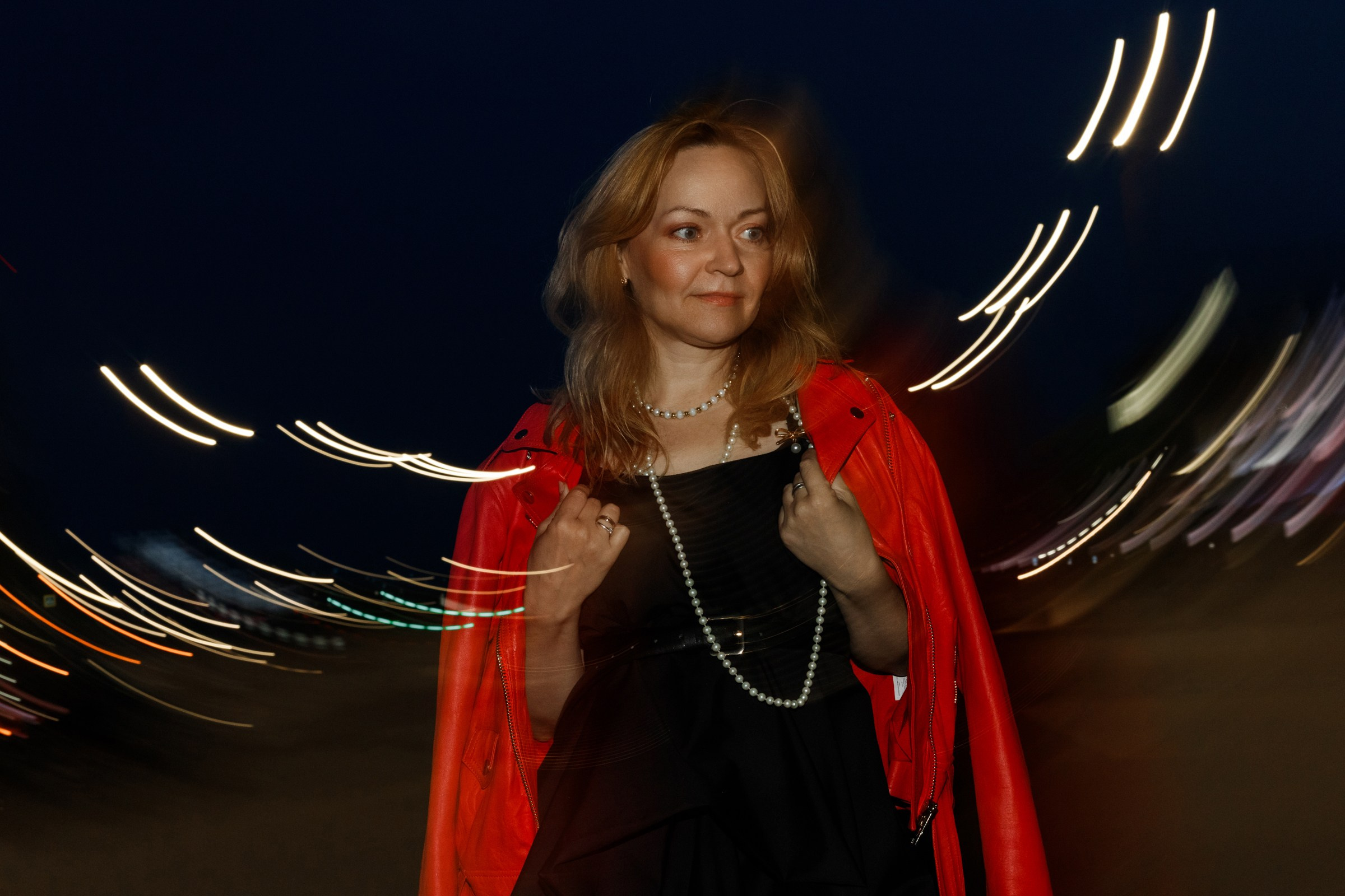 Ночная серия. Вспышка. Наталья. Евгения. Июнь 2025. Фотограф Пермь. Свадьбы. Семья и дети, школа, д. сад. Фотокниги