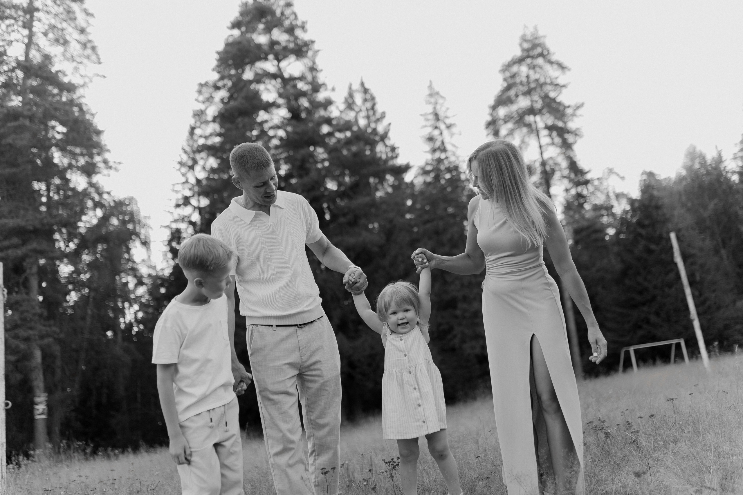 Алексей, Мария, Ваня и Варя. Фотограф Татьяна Семенова