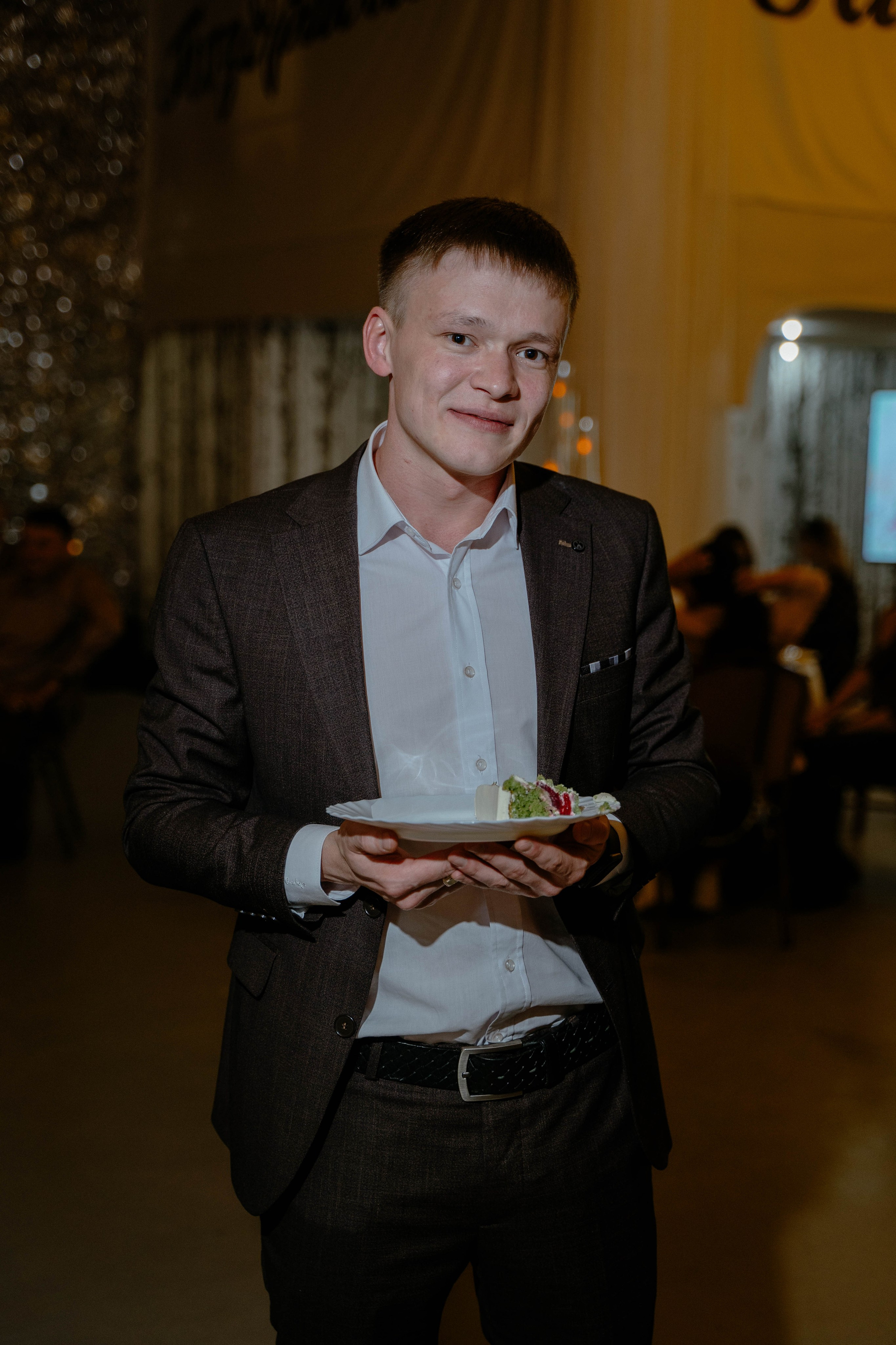 Свадебный день Магомеда и Вероники. Фотограф Чита. Индивидуальные портреты, LoveStory, свадьбы