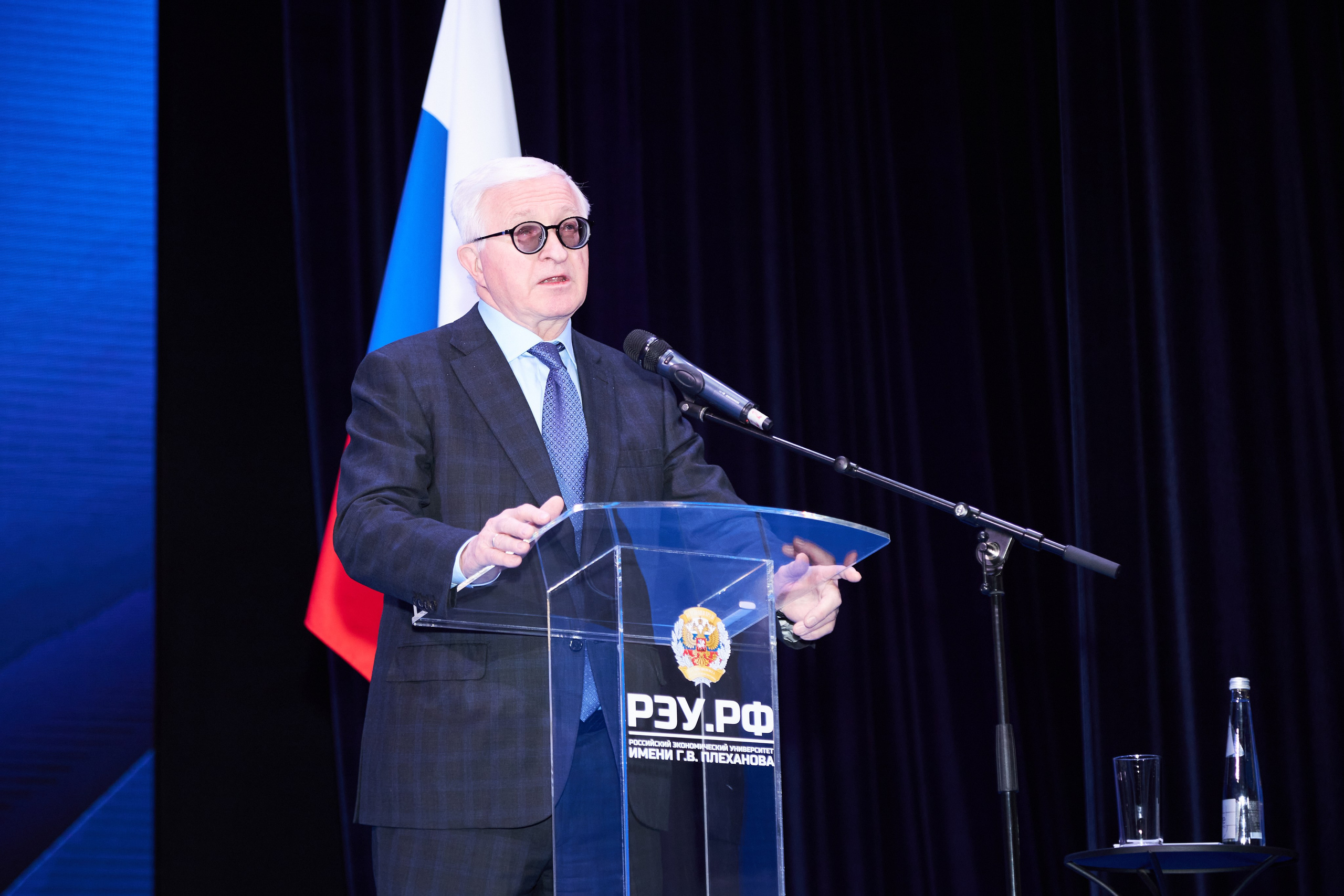 Седьмой профессорский форум. Фотограф Савченко Люба. Москва