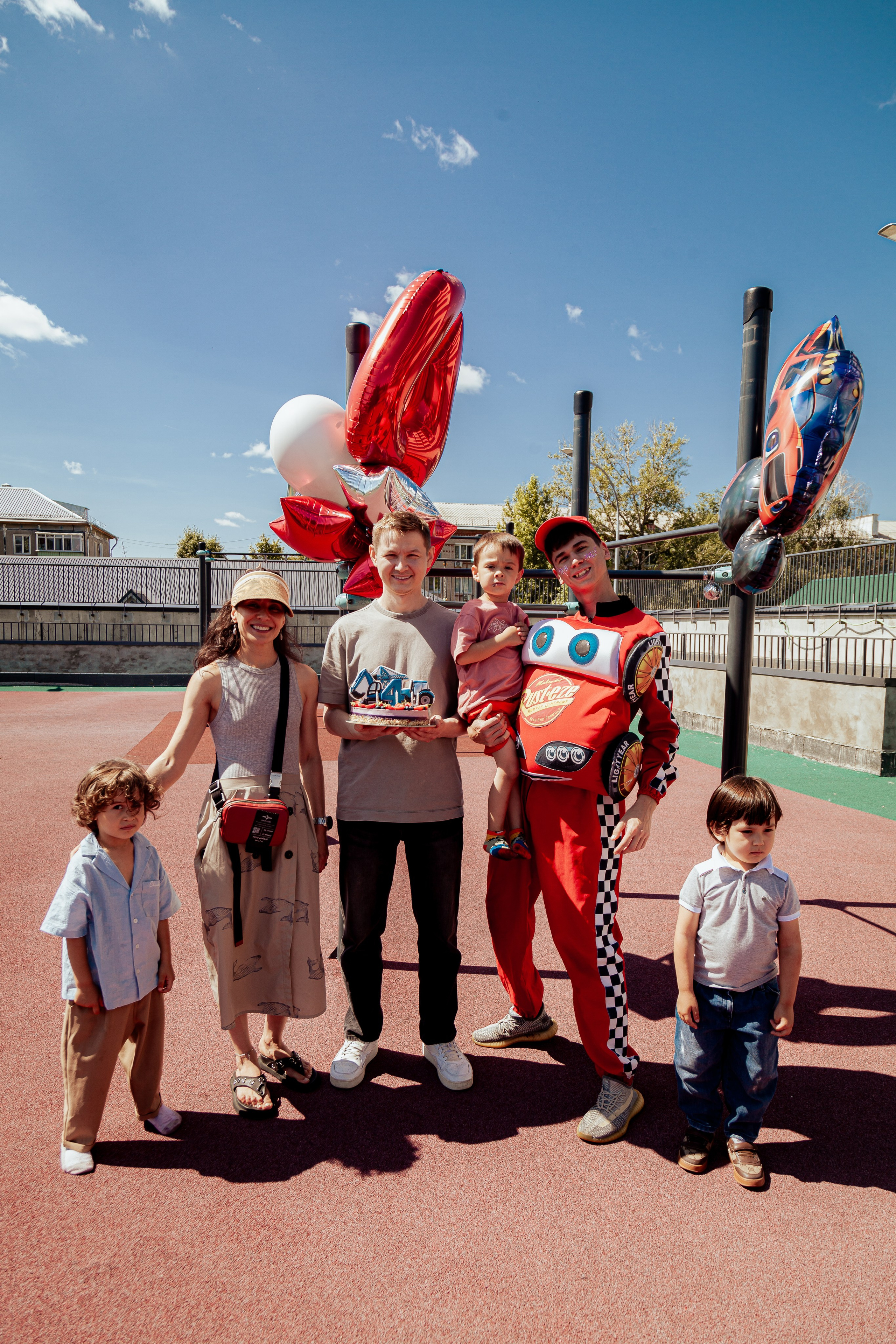 День рождение Марка. 26.07.25. Профессиональное фото в Казани: от идеи до результата. Фотограф Яна Мур