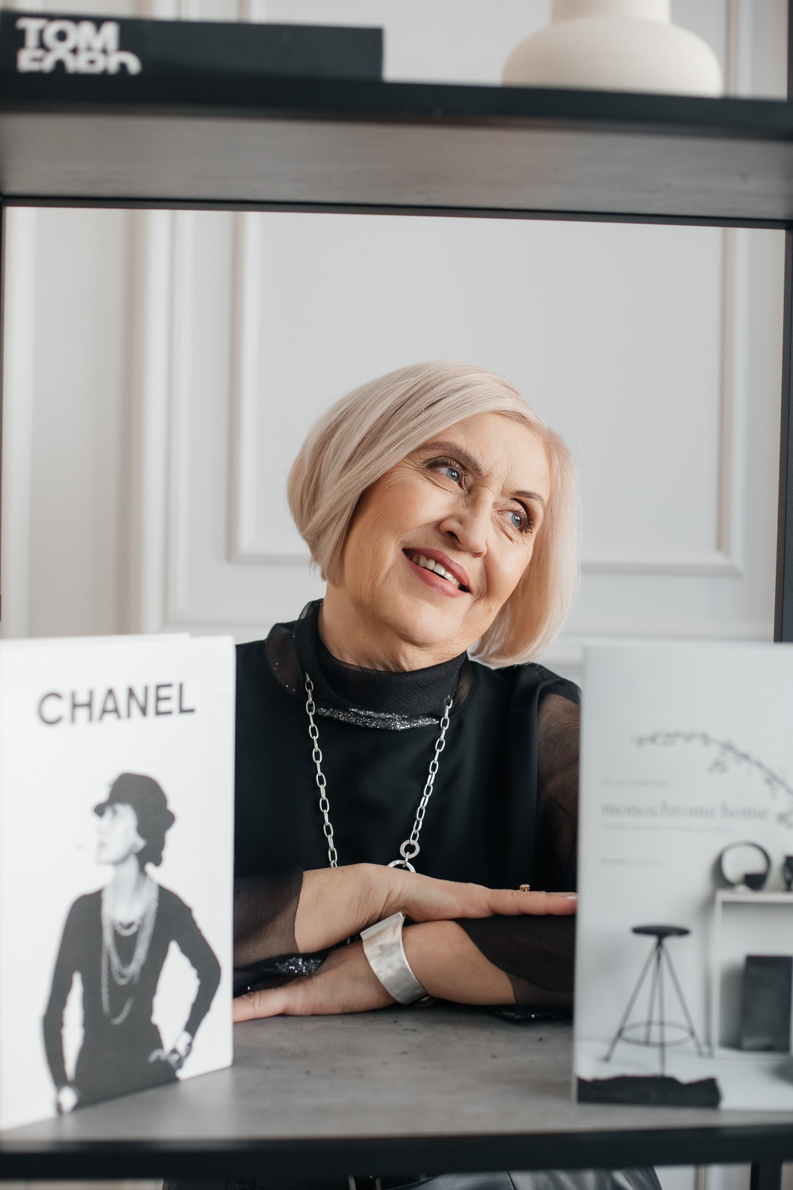 Классический портрет возрастной. Креативный и женский Фотограф Омске Наталья Лебедева