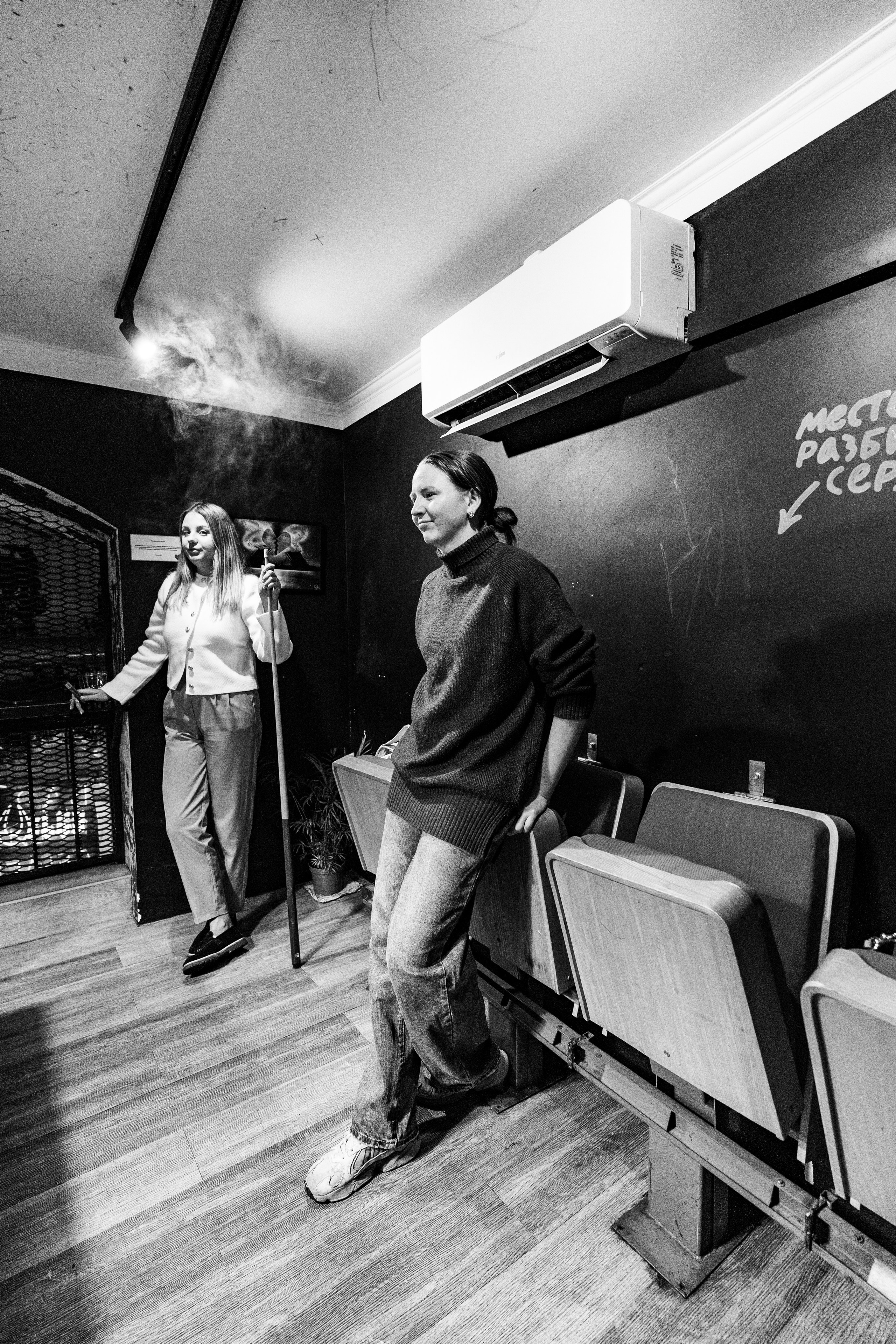 Из Сибири с любовью. Бар разбитых сердец. Концертный и репортажный фотограф в Санкт-Петербурге Слава Пахомов