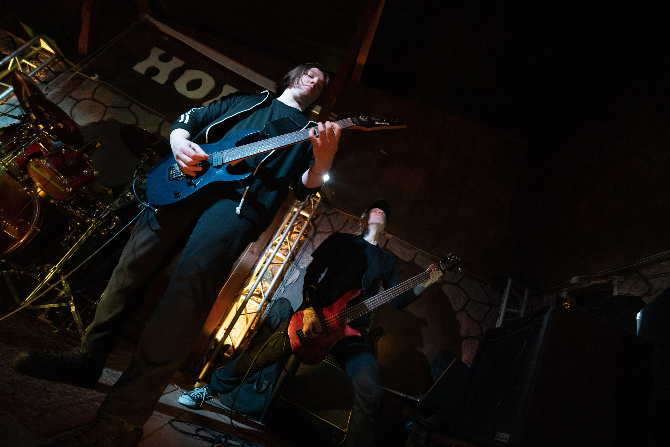 Ночь На Земле|Нора, Псков. Концертный и репортажный фотограф в Санкт-Петербурге Слава Пахомов