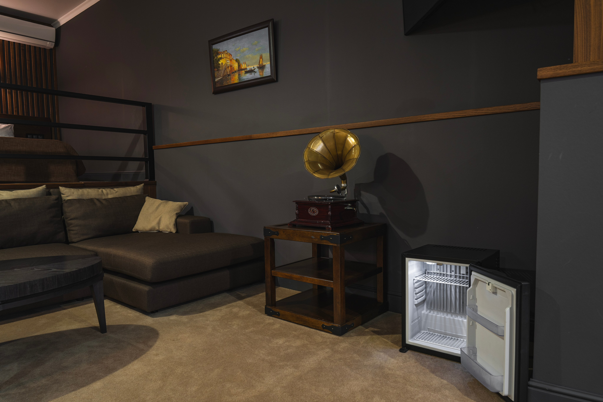 Отель Анана. Главная