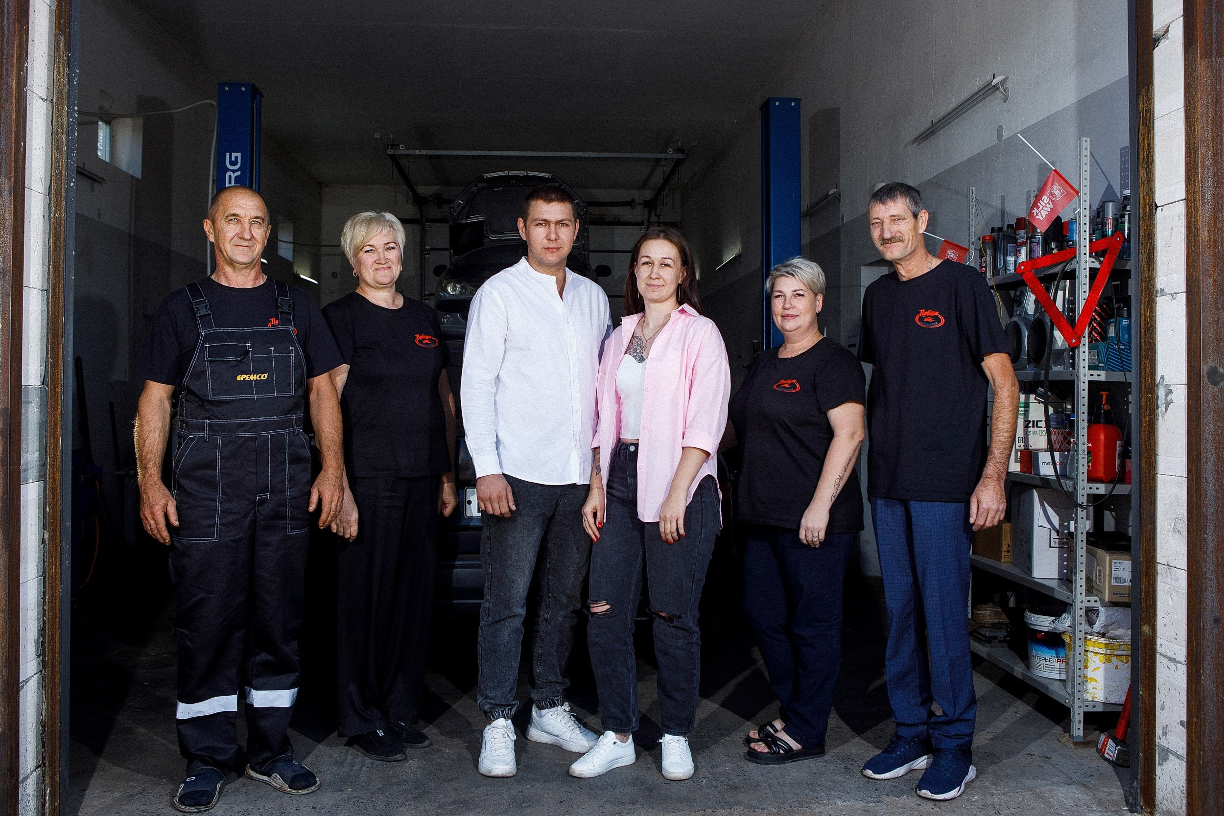 Для автосервиса. Свадебный фотограф, фотограф на крещение, фотограф на день рождения в Воронеже