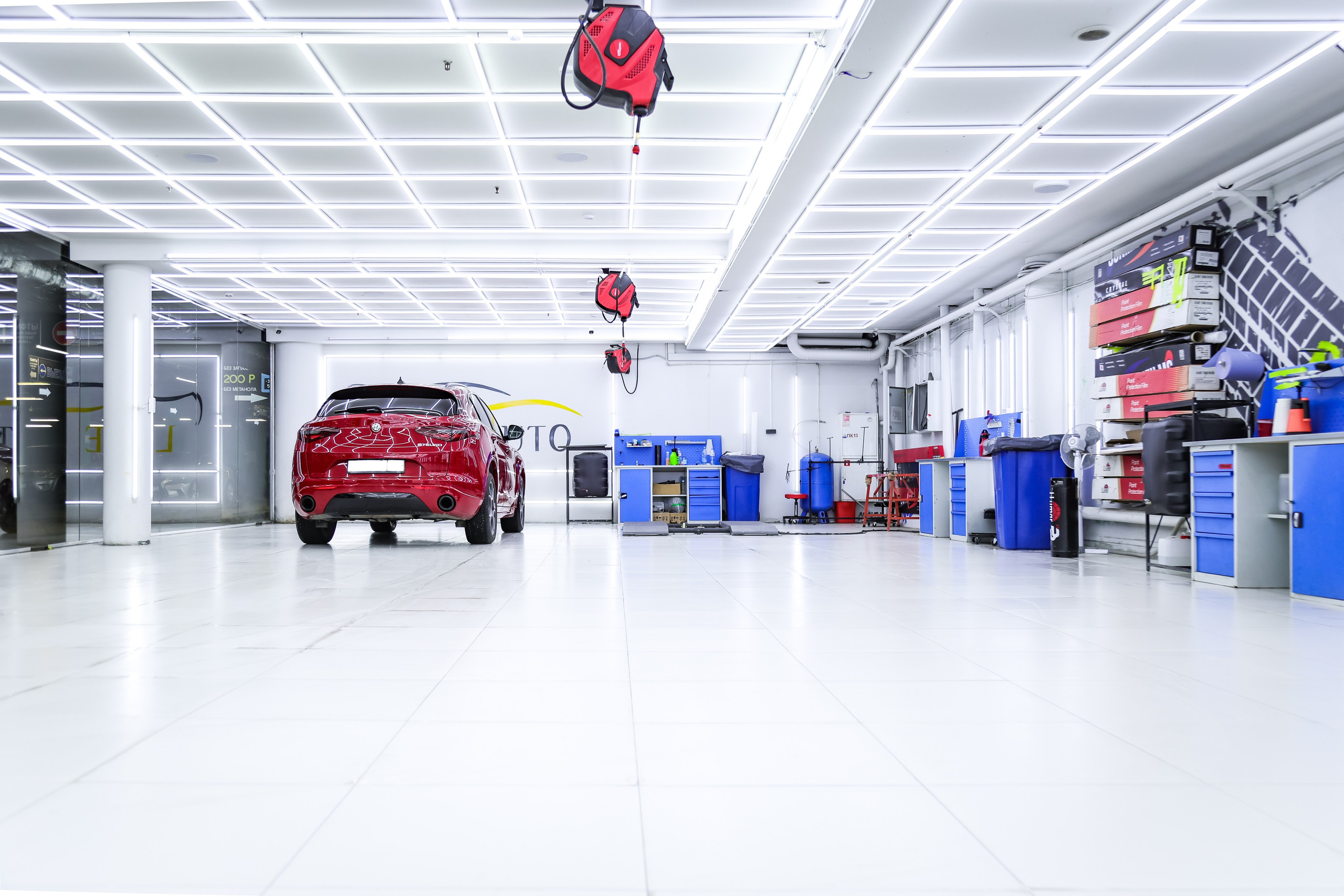 LUXE AUTO DETAILING. Mixturecaptures