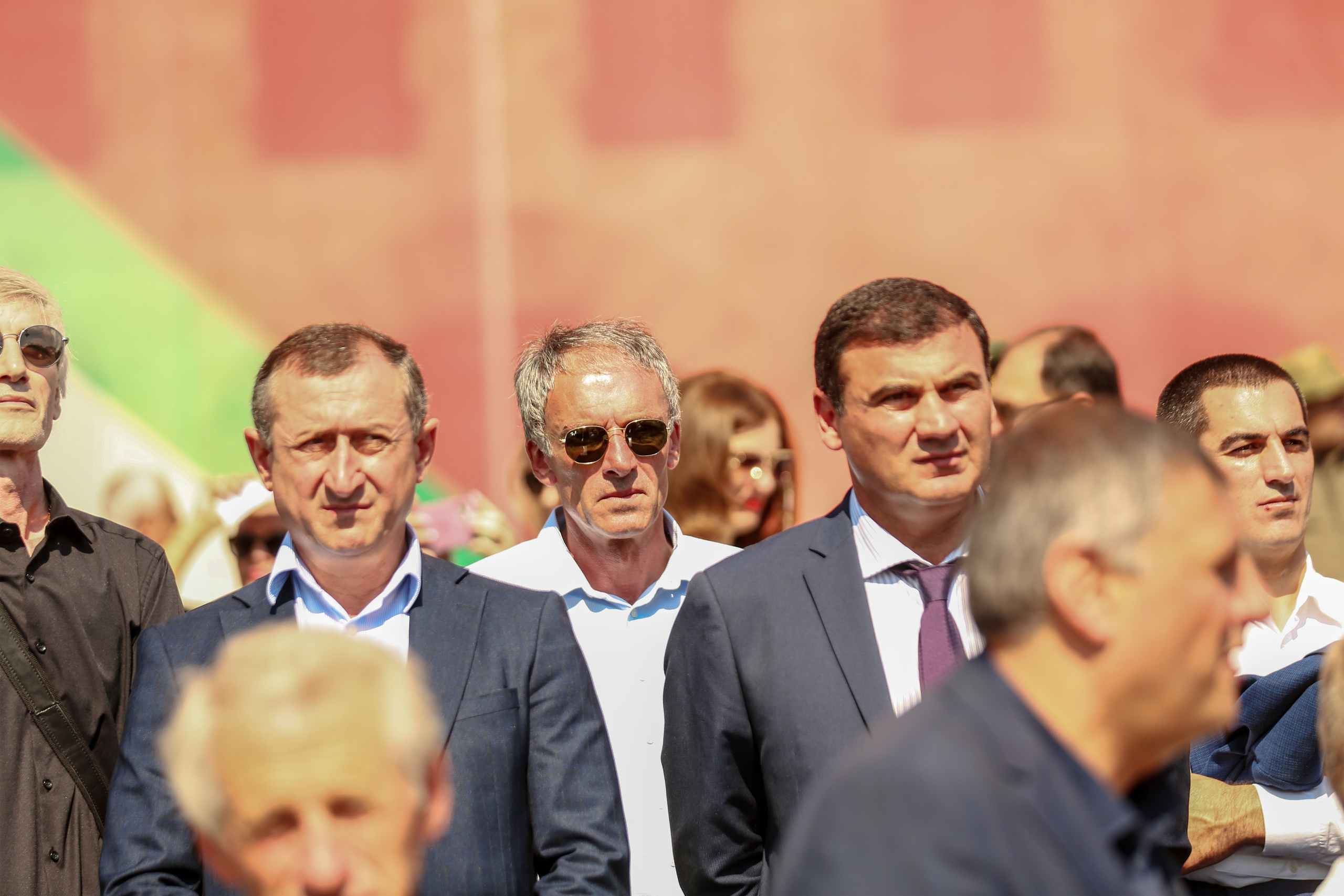 30-летие Дня Победы и Независимости Абхазии. Свадебный и семейный фотограф в Абхазии Эля Цишба