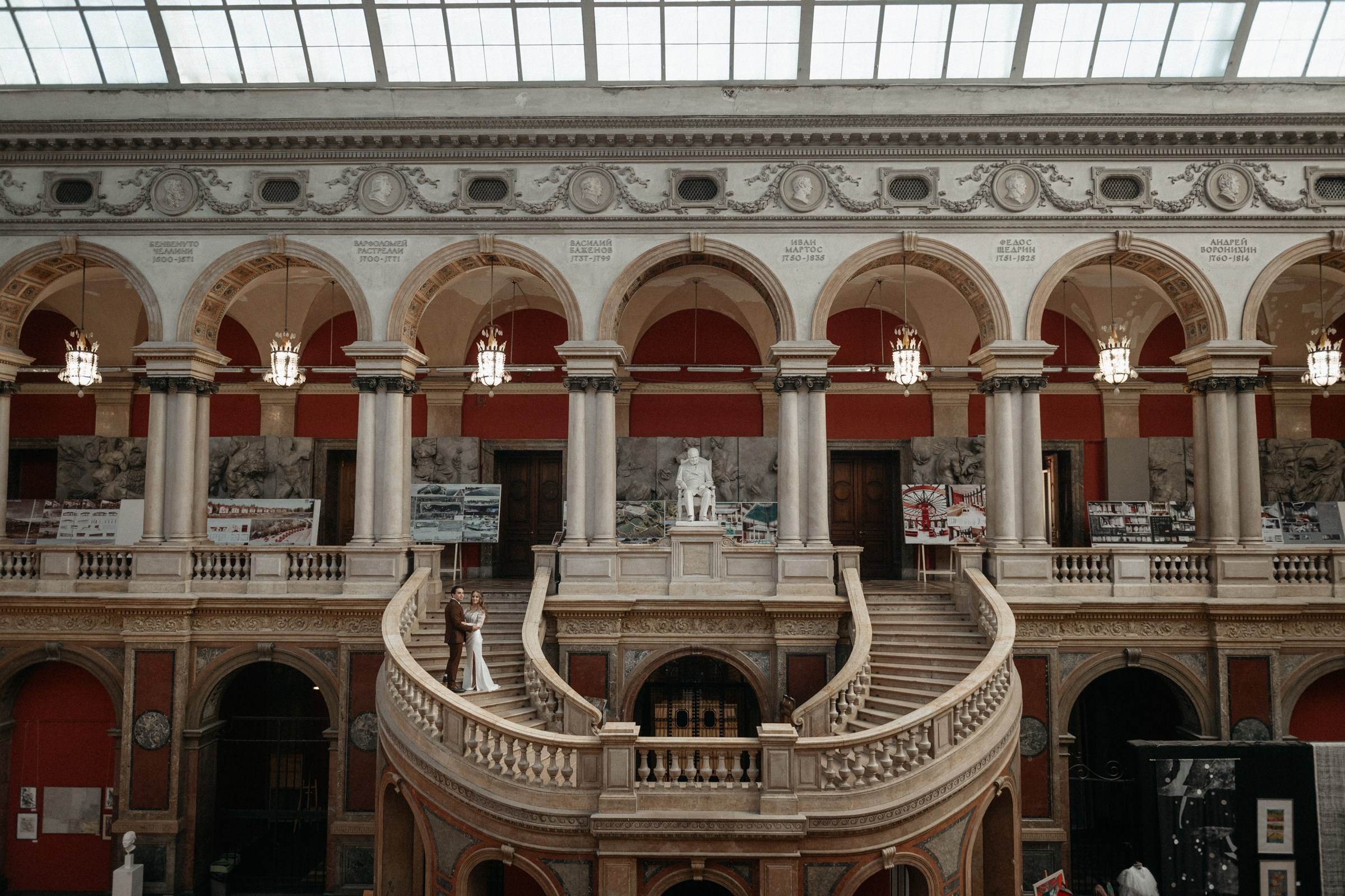 14 дворцов в Санкт-Петербурге для свадебной фотосессии в дождь. Свадебный фотограф в Санкт-Петербурге Венера Ахметова