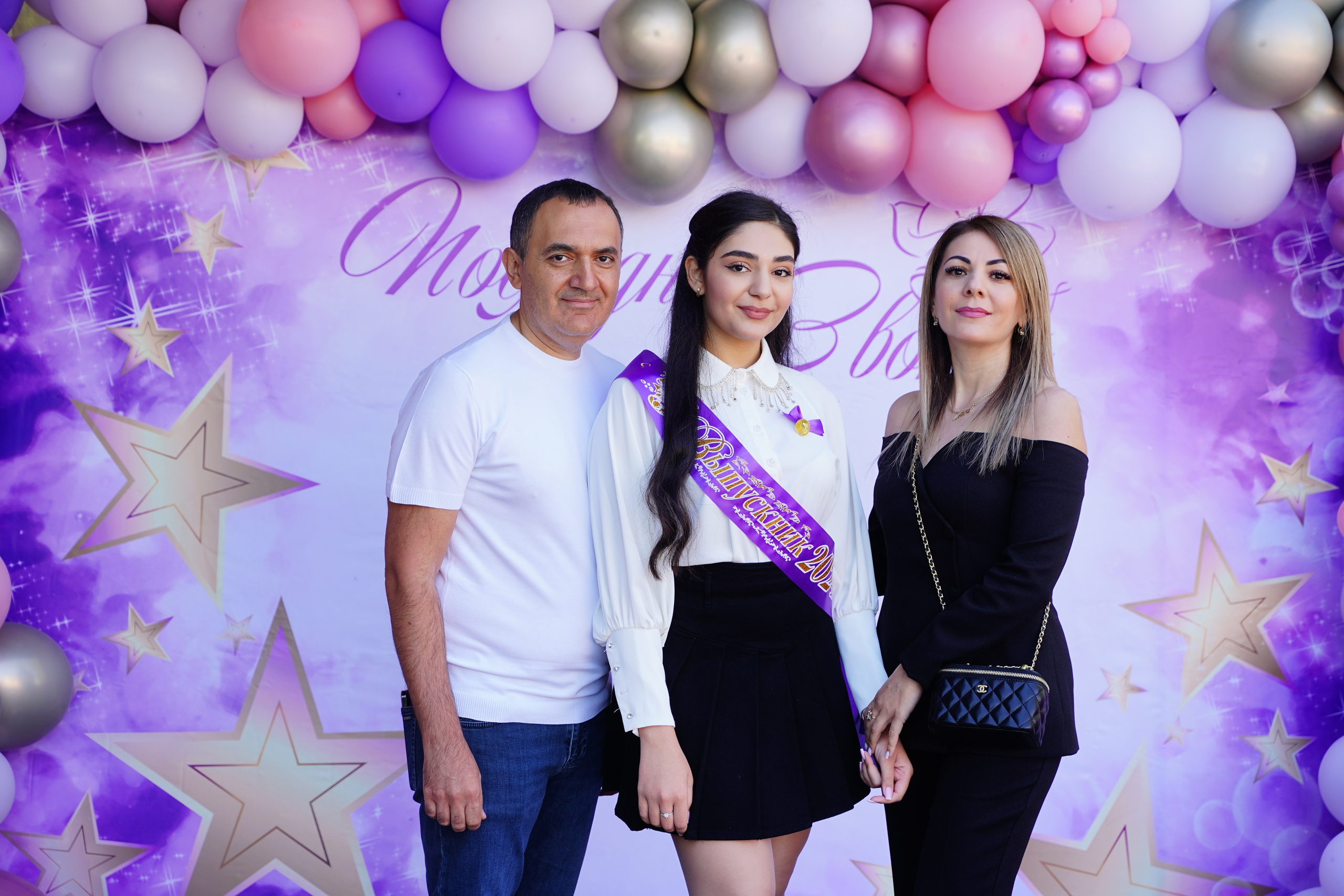 Последний звонок. MEMENTO.Выпускные альбомы, школьные, юбилейные и другие книги. Ростов-на-Дону