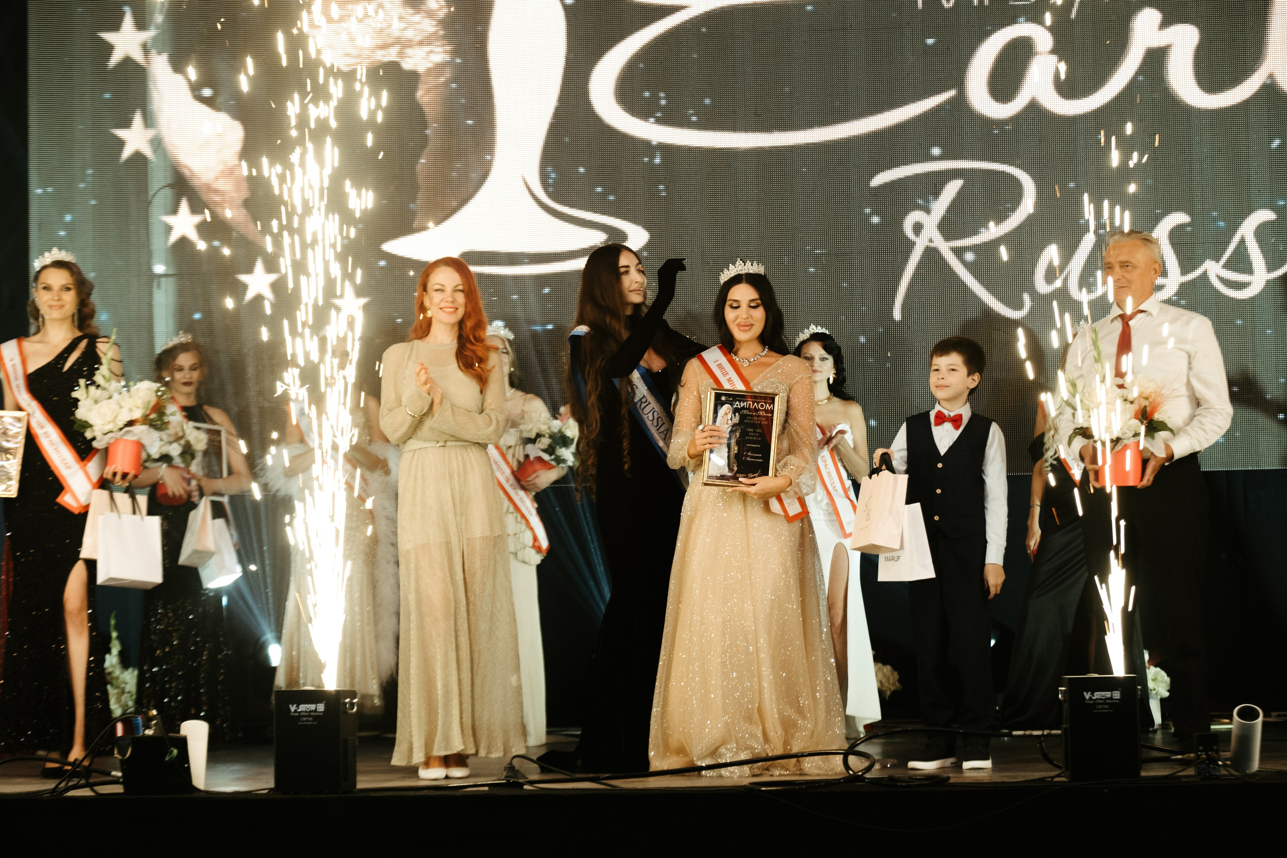 Мисс и Миссис Россия Земли Краснодар 2025 программа. Свадебный и репортажной фотограф Денис Ожигин в Краснодаре и Краснодарском крае