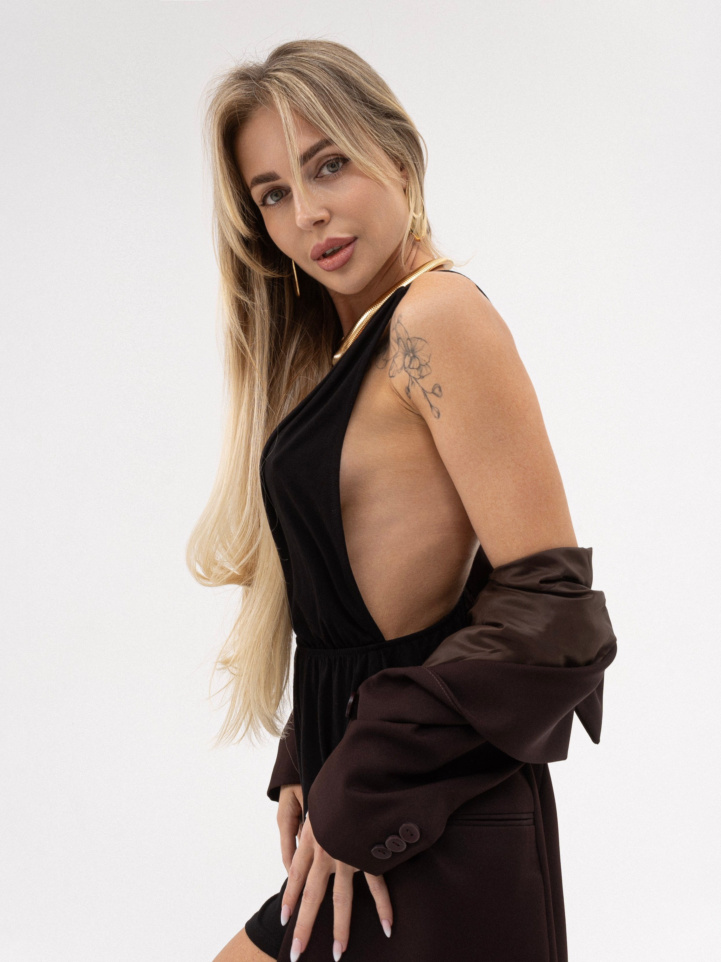 Валерия. Фото для маркетплейсов в самых сочных локациях города Сочи