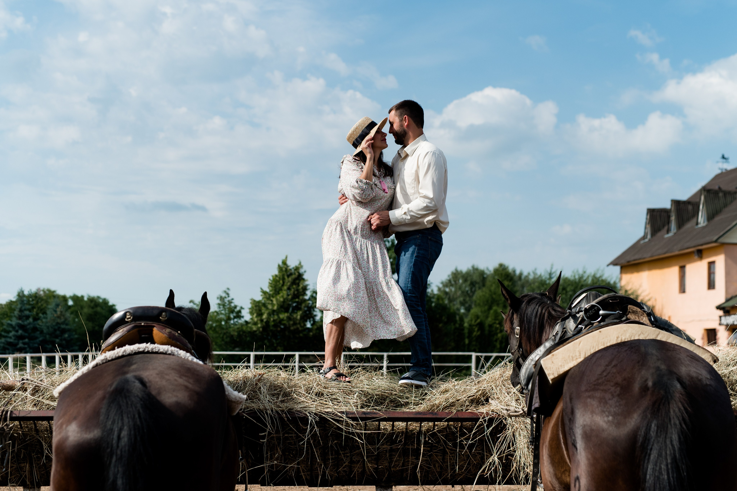 На конюшне. Семейный и контент фотограф