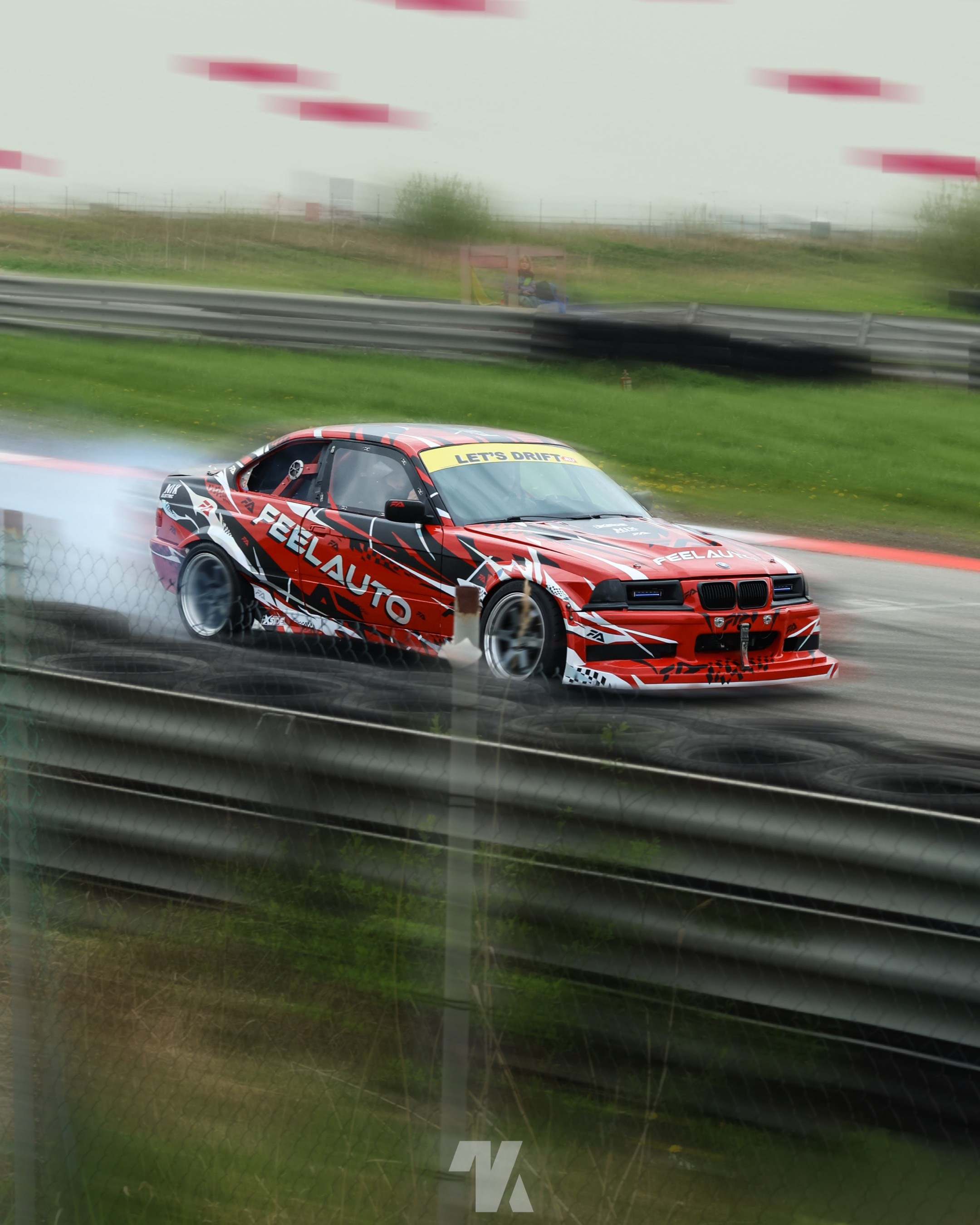 Let's Drift. Photo-nk