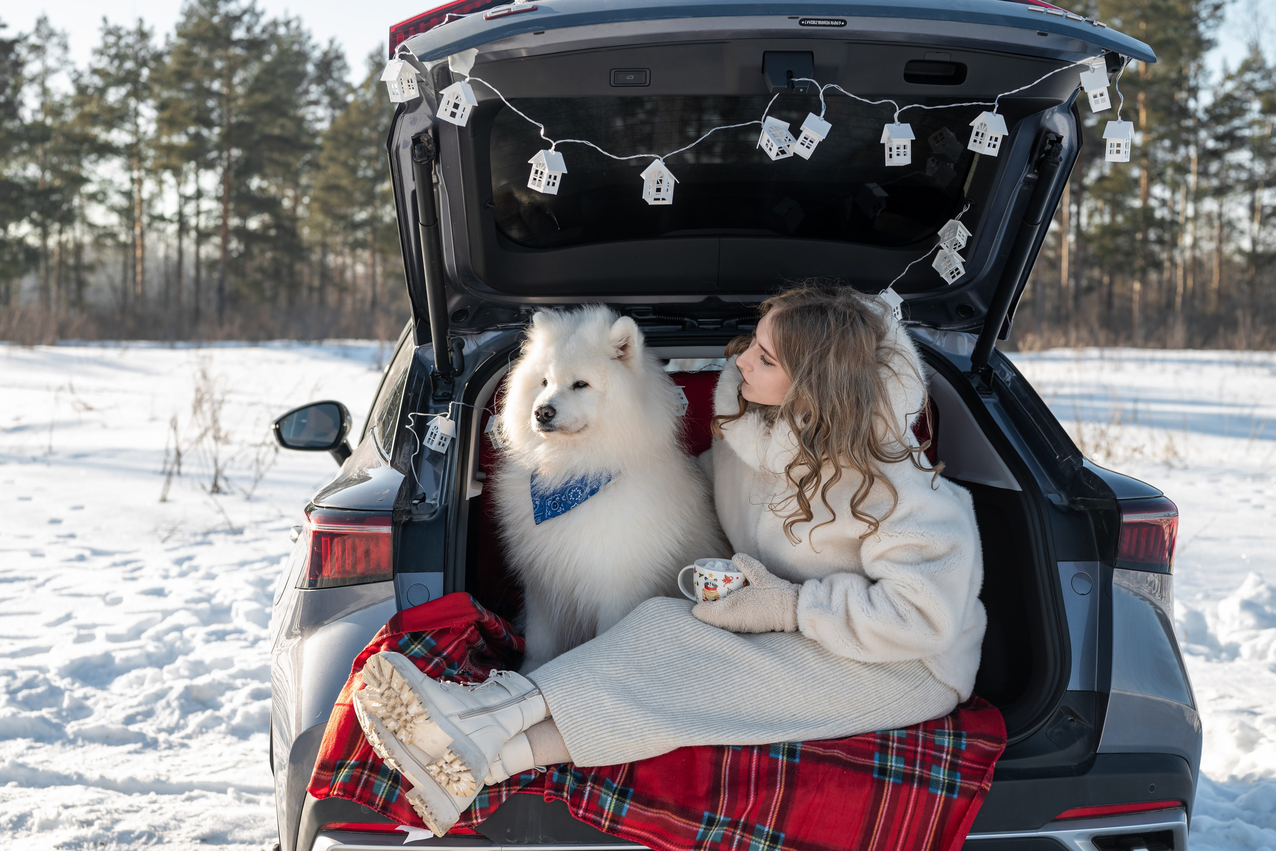 Фотопроект с Платоном и машиной на улице. Фотограф в городе Салават