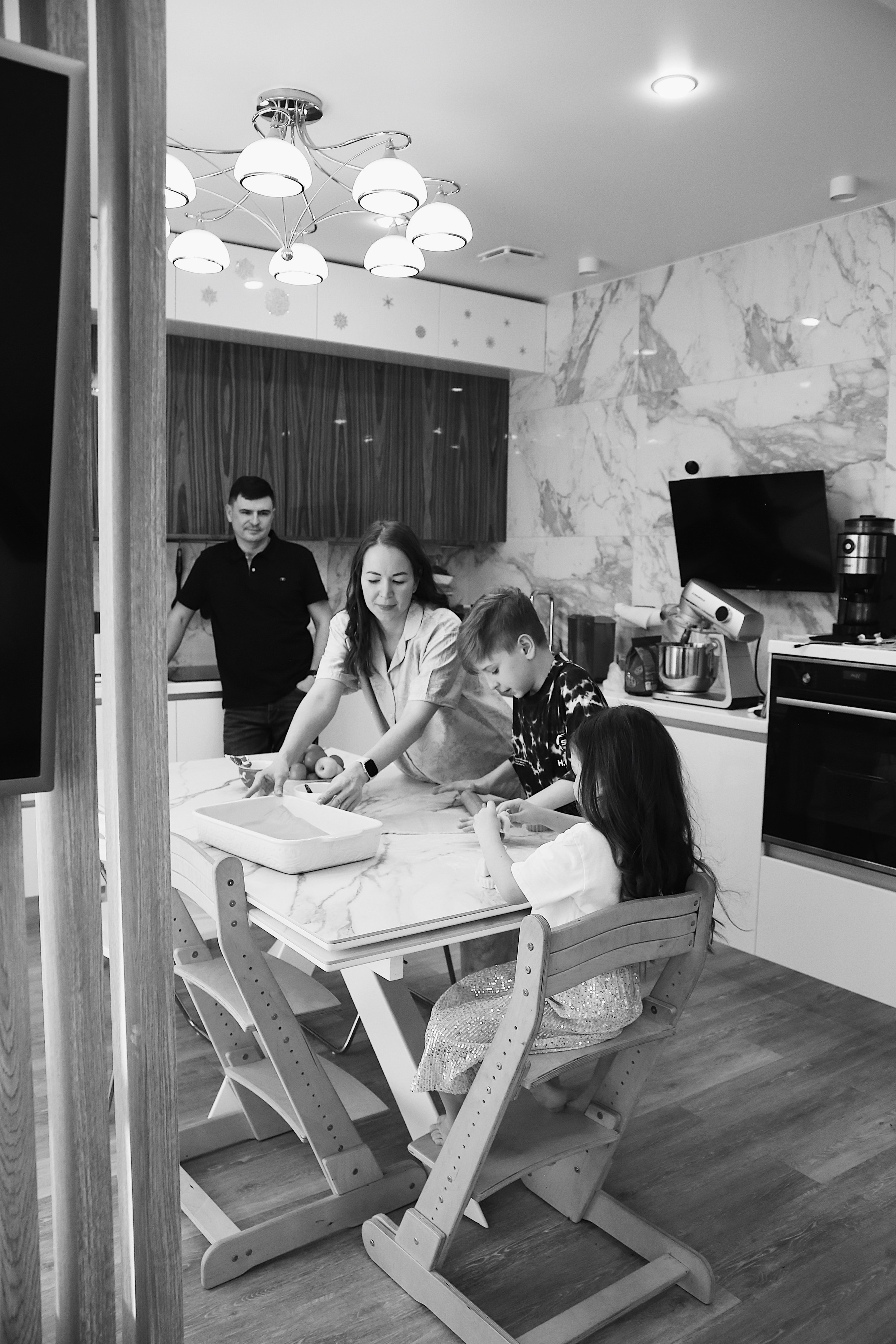 Хисамовы. Домашняя съемка. Фотограф Пирумян Анна. г. Сургут, г. Воронеж