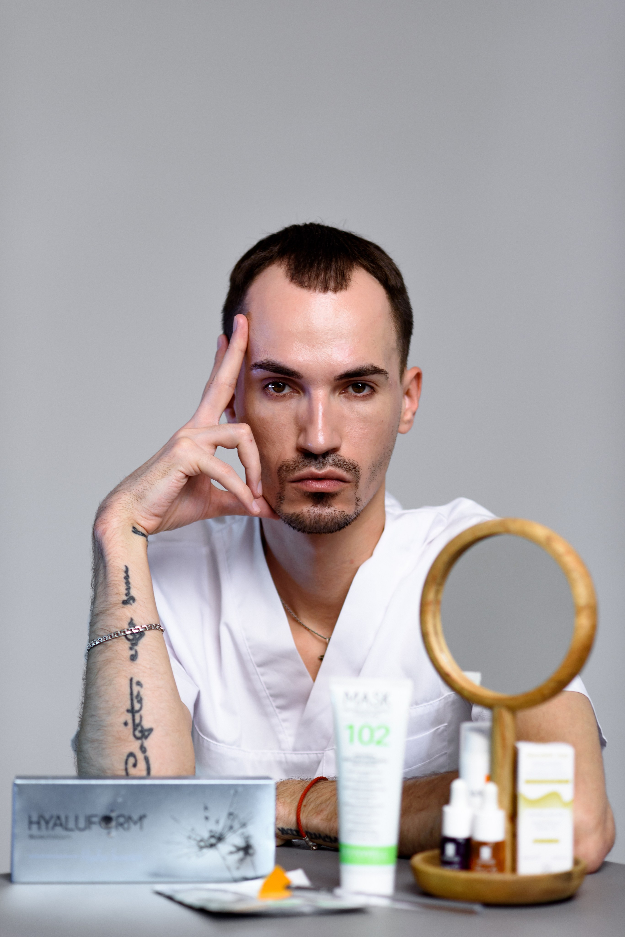 Косметолог Александр. Анастасия Петрович фотограф, фотокорреспондент в Москве и Санкт-Петербурге. Фотосъёмка репортажа, мероприятия, корпоративная съёмка, контент