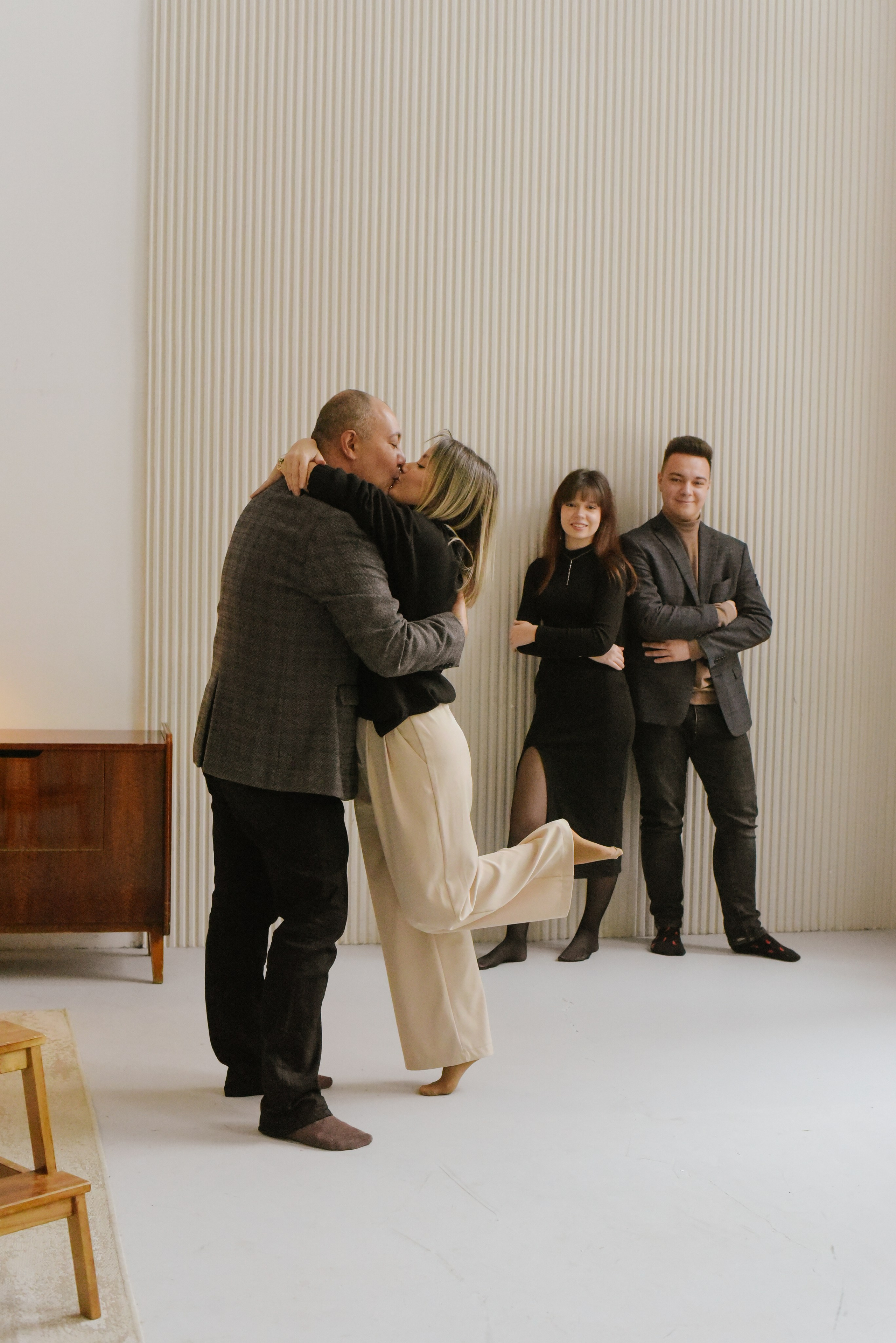 Молодые родители и взрослые дети. Фотограф Лола Волна, город Москва