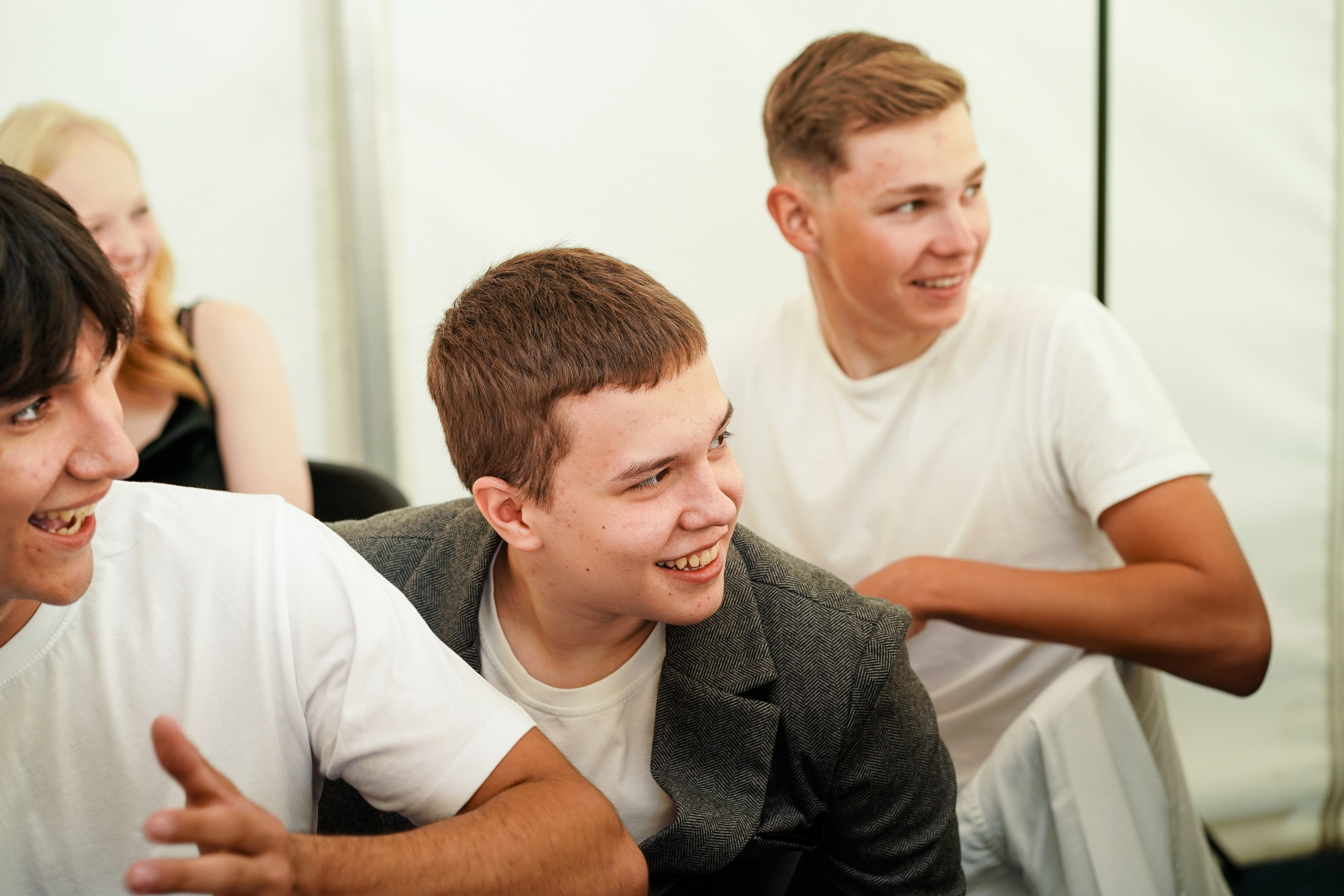 Выпускной 9 класса школа 19 в Коматек. Семейный и портретный фотограф в Екатеринбурге Анна Лобанова