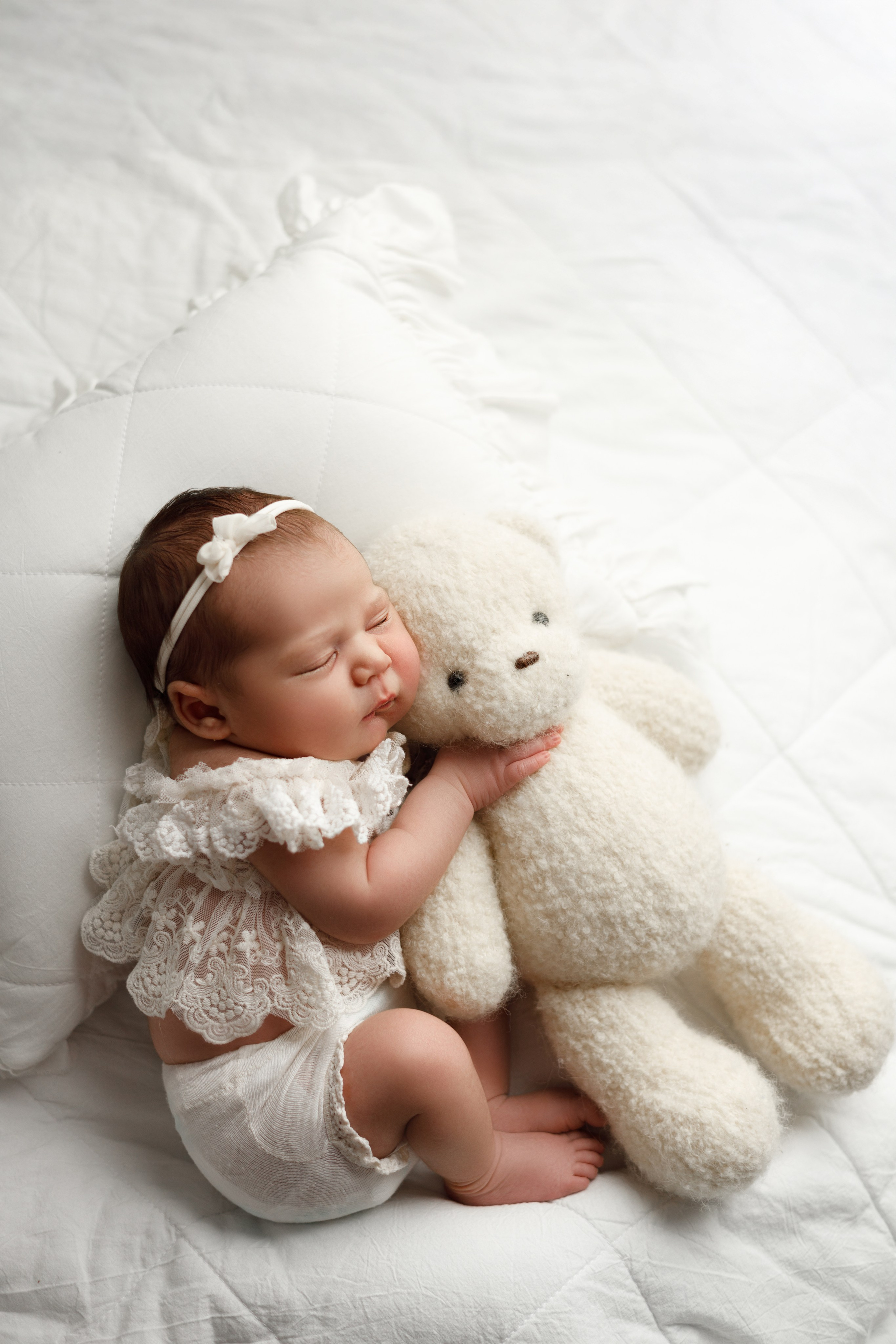 Новорожденные. Алена. Профессиональная детская и семейная фотостудия в Краснодаре