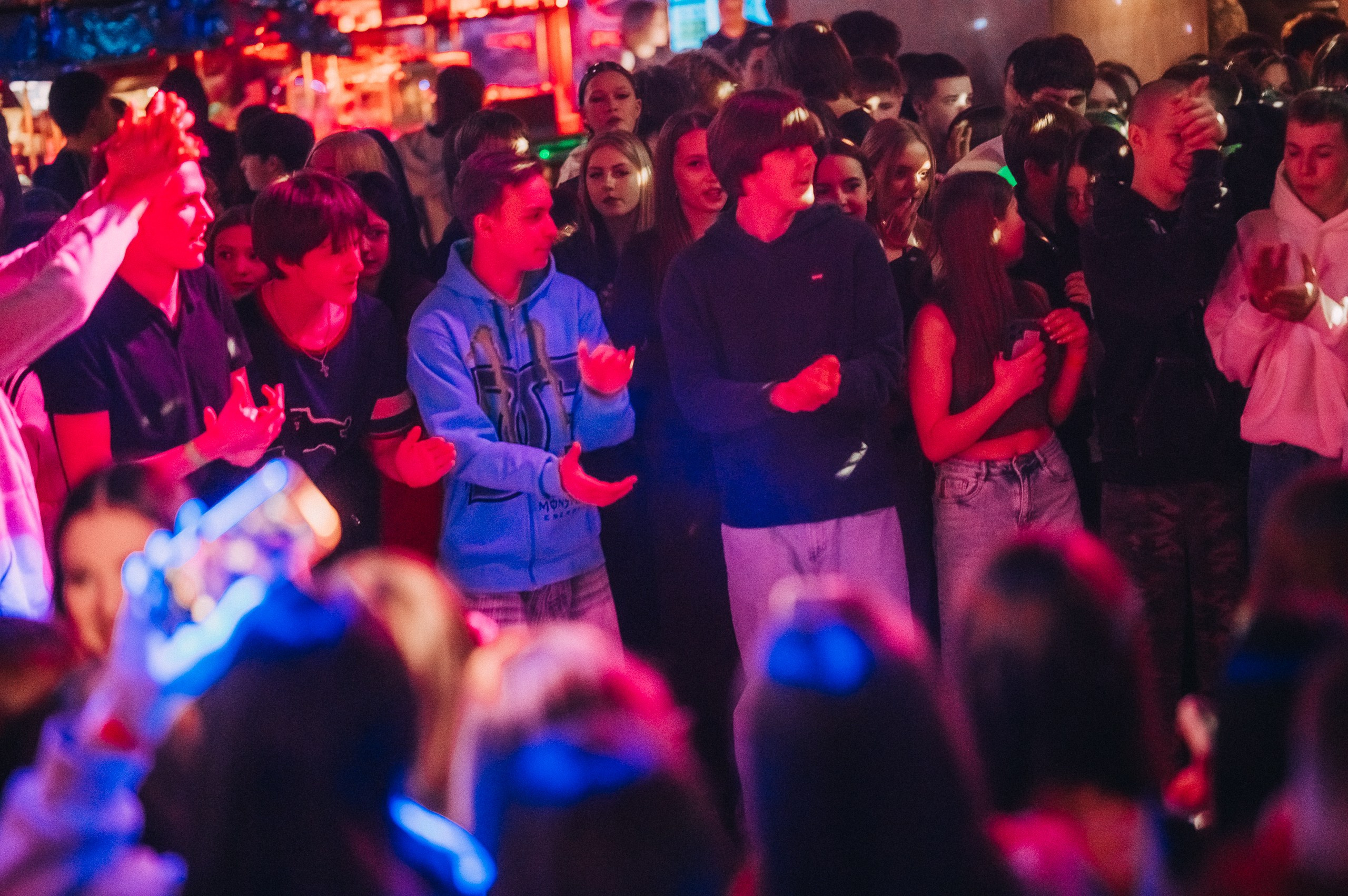 8 MARCH WOMENS DAY PARTY. Фотограф в Кемерово Владислав Шульц