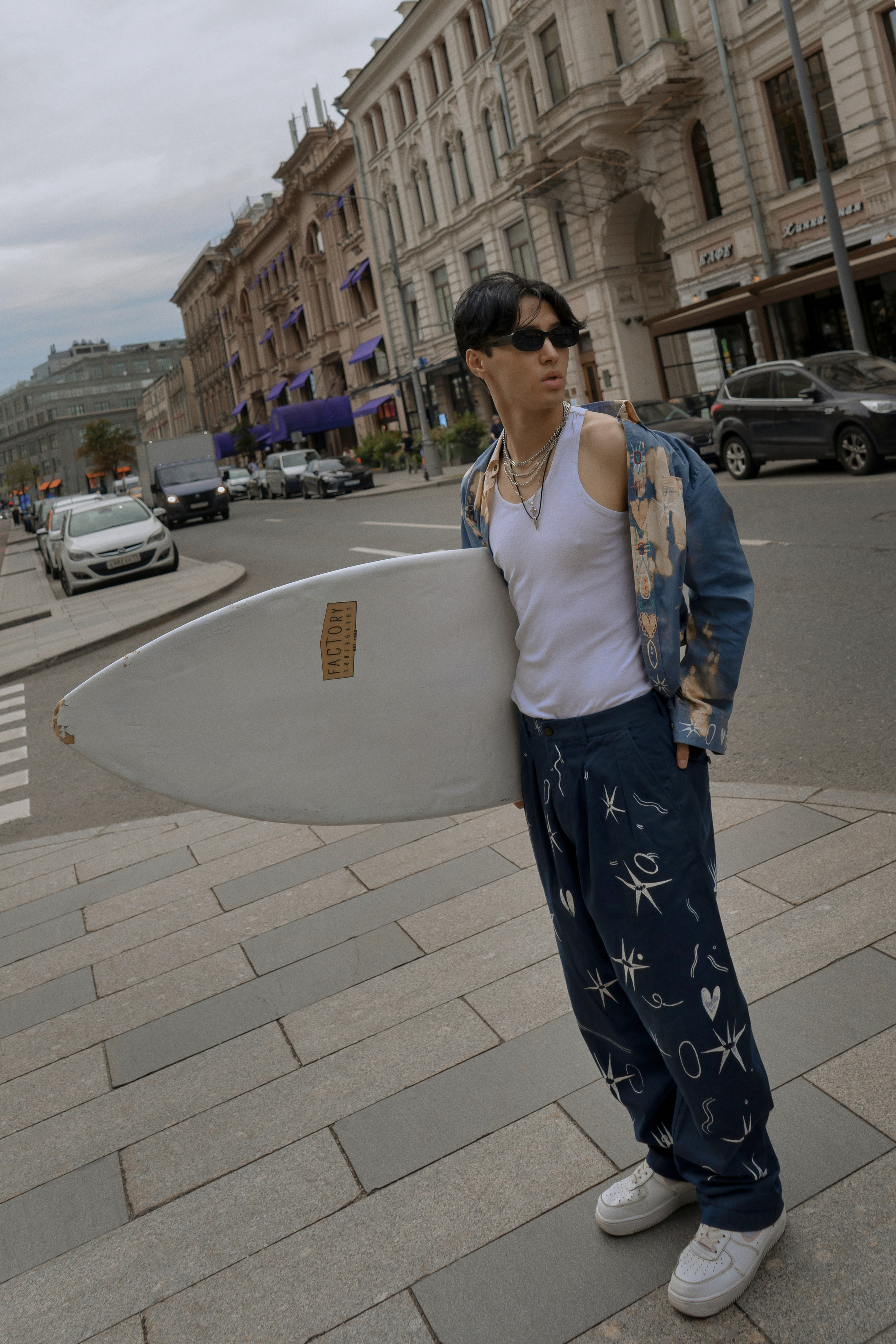 Муатин. Модельное агентство