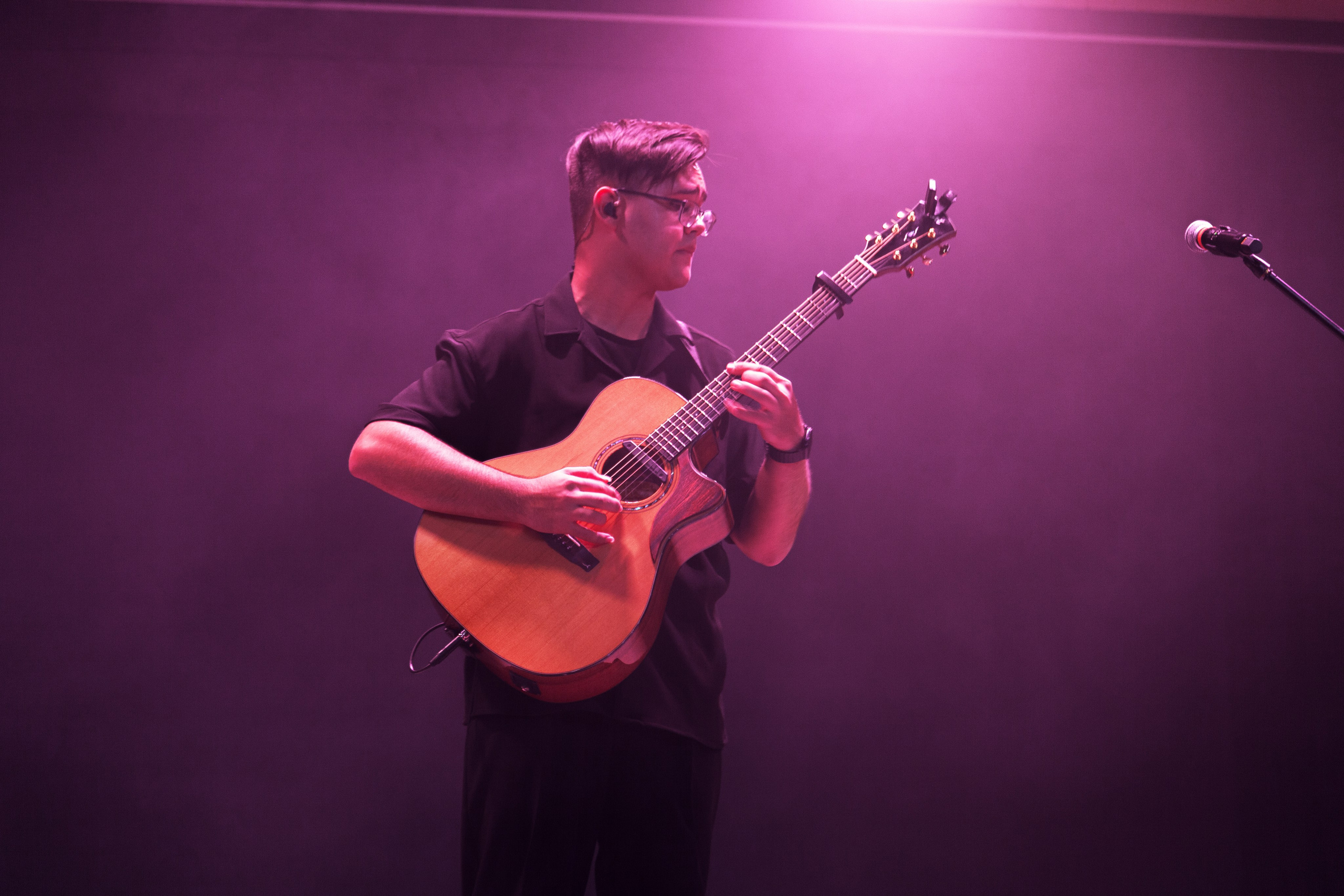 Дамир. Сольник Ноябрь 2025. Design Muginov