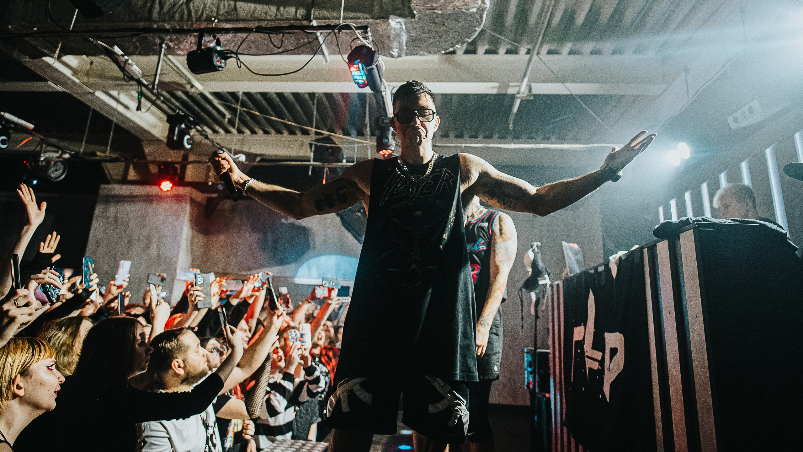 Гарри Топор и Тони Раут 2024. Репортажный фотограф в Кемерово