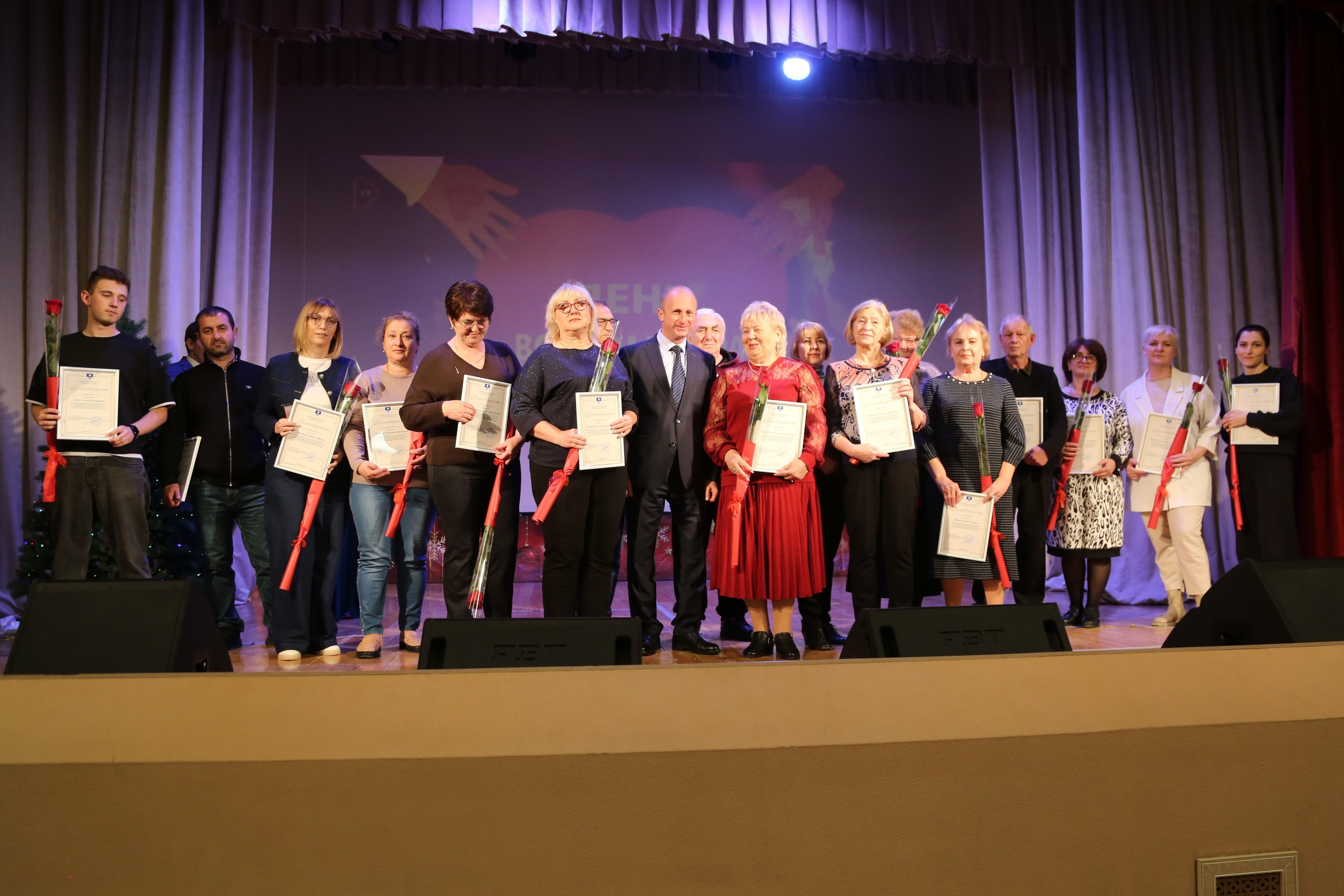 День Волонтёра. Жизнь курорта Кабардинка в фотографиях