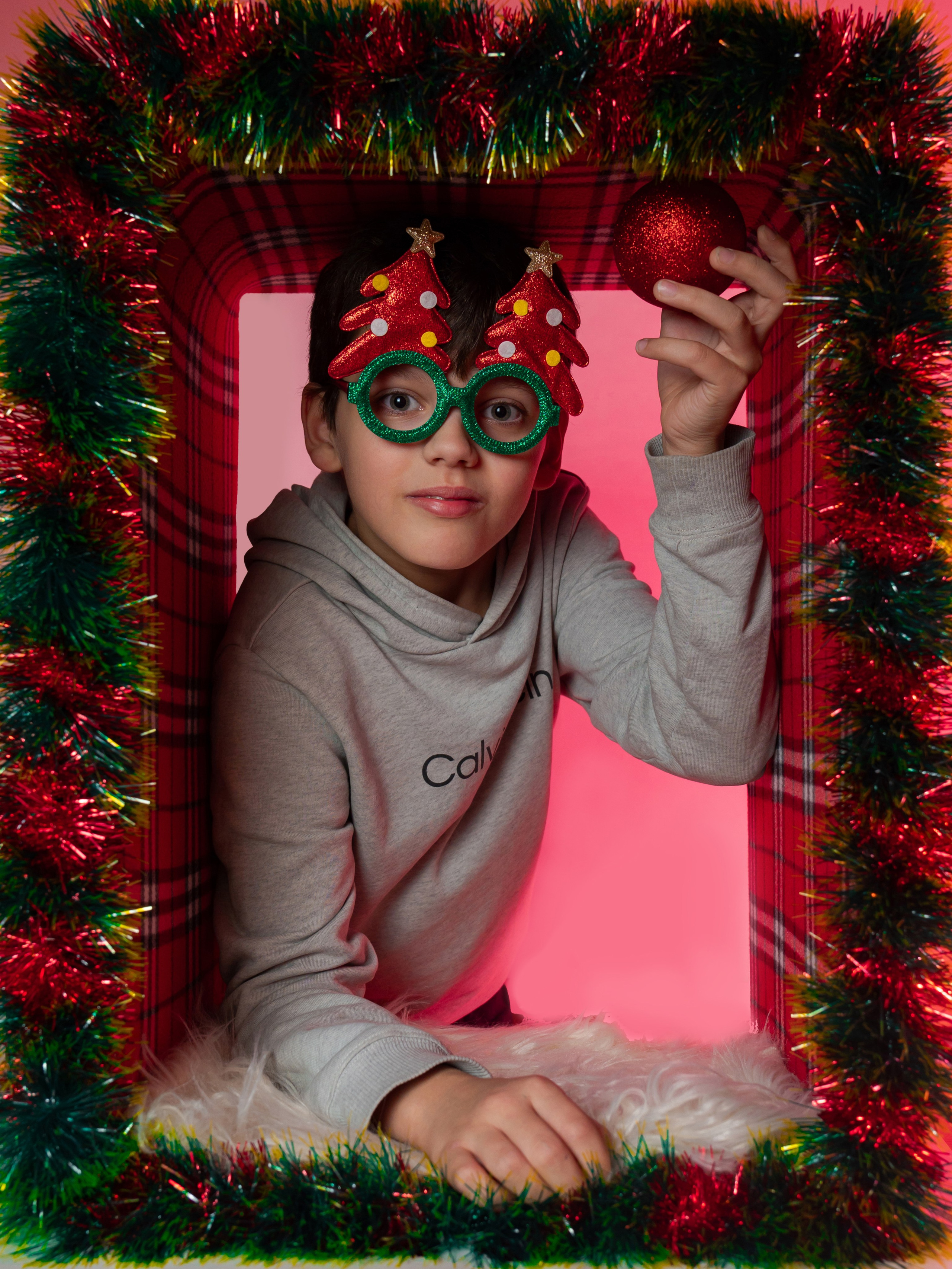 Содержимое коробки: счастье, смех, шалости. Крамер Юлиана детский и семейный фотограф