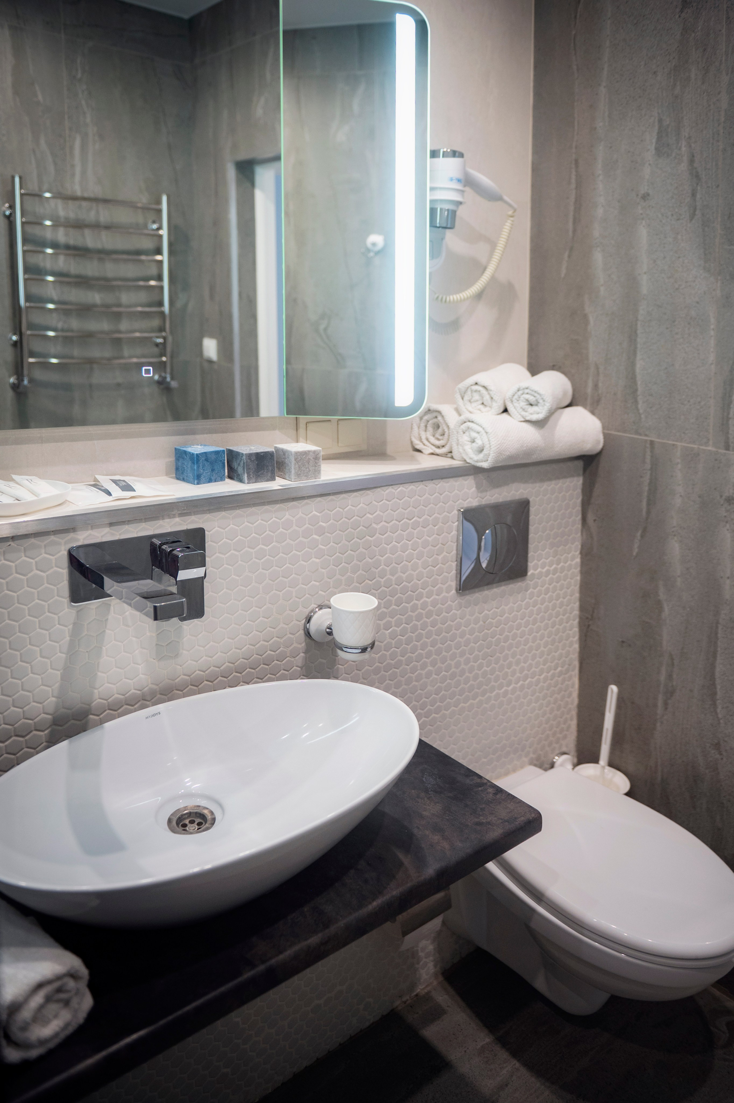 НЕДВИЖКА. Фотограф Вера Демидкова