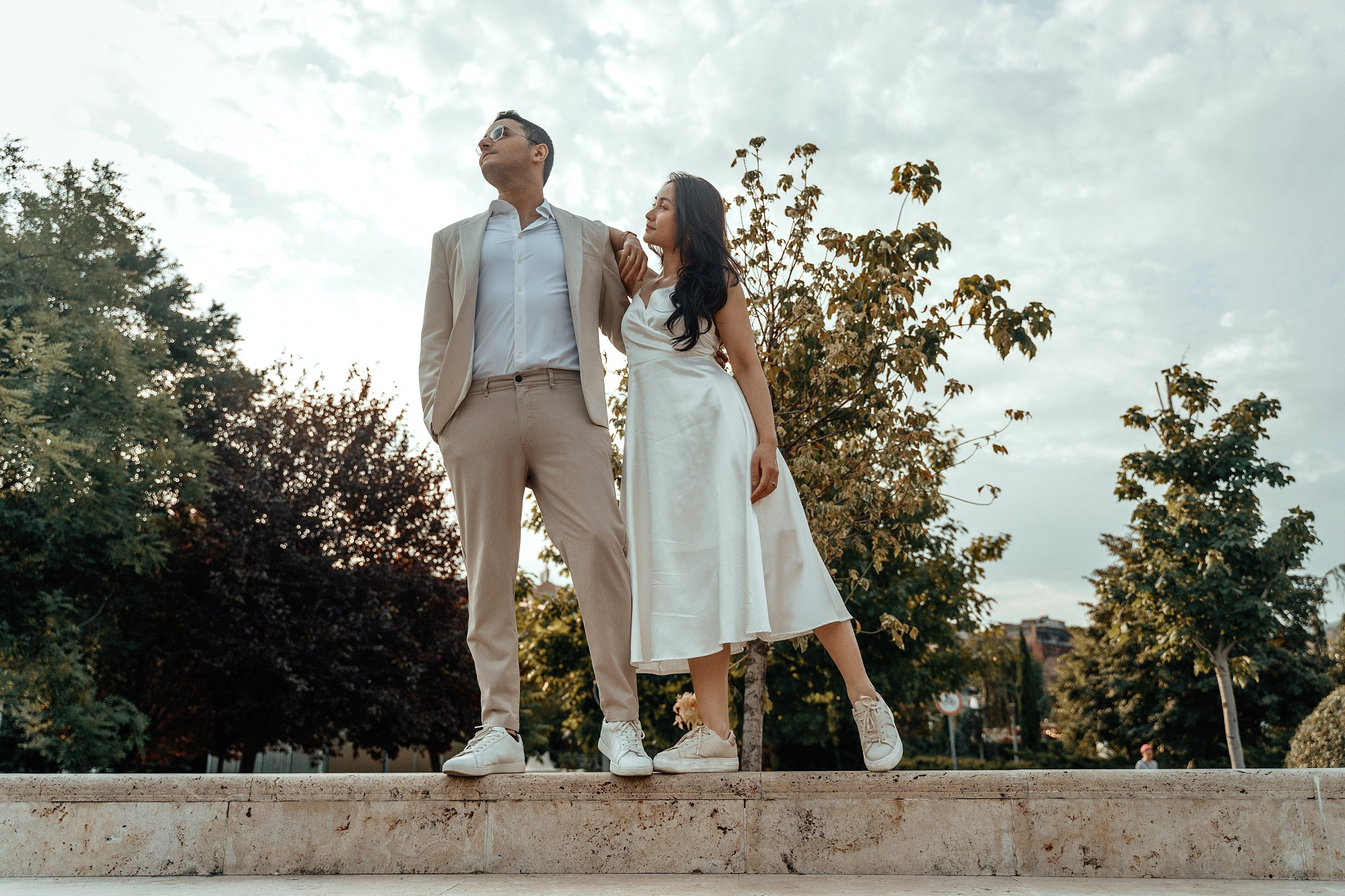 Alaeddine & Matika on the Peace Bridge in Tbilisi. Photographer Sergey Otkrytyi in Batumi & Tbilisi