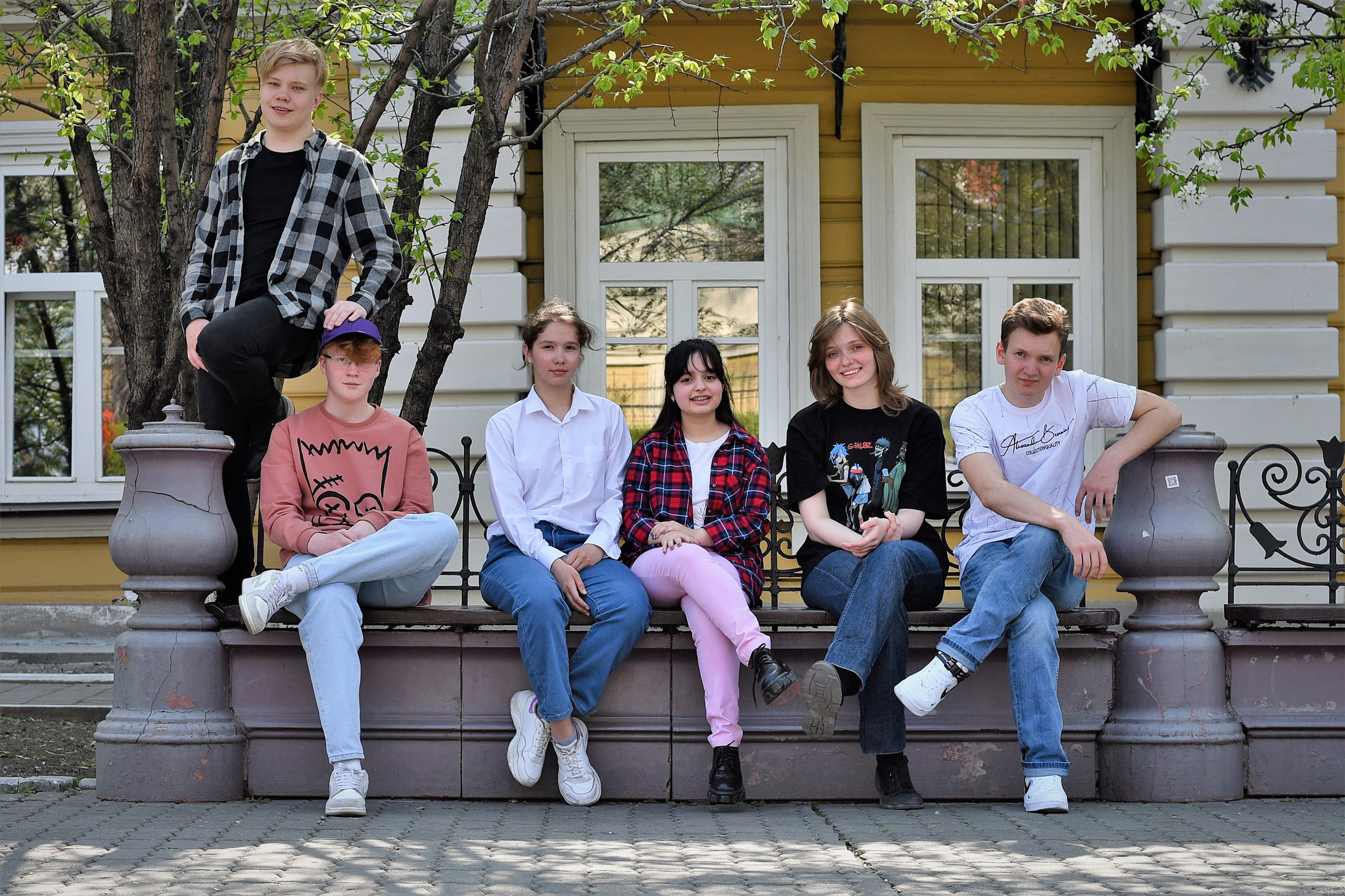 ФОТОСЕССИЯ В ПАРКЕ весна. Школьный фотограф ЛАРИСА МАТВЕЕНКО