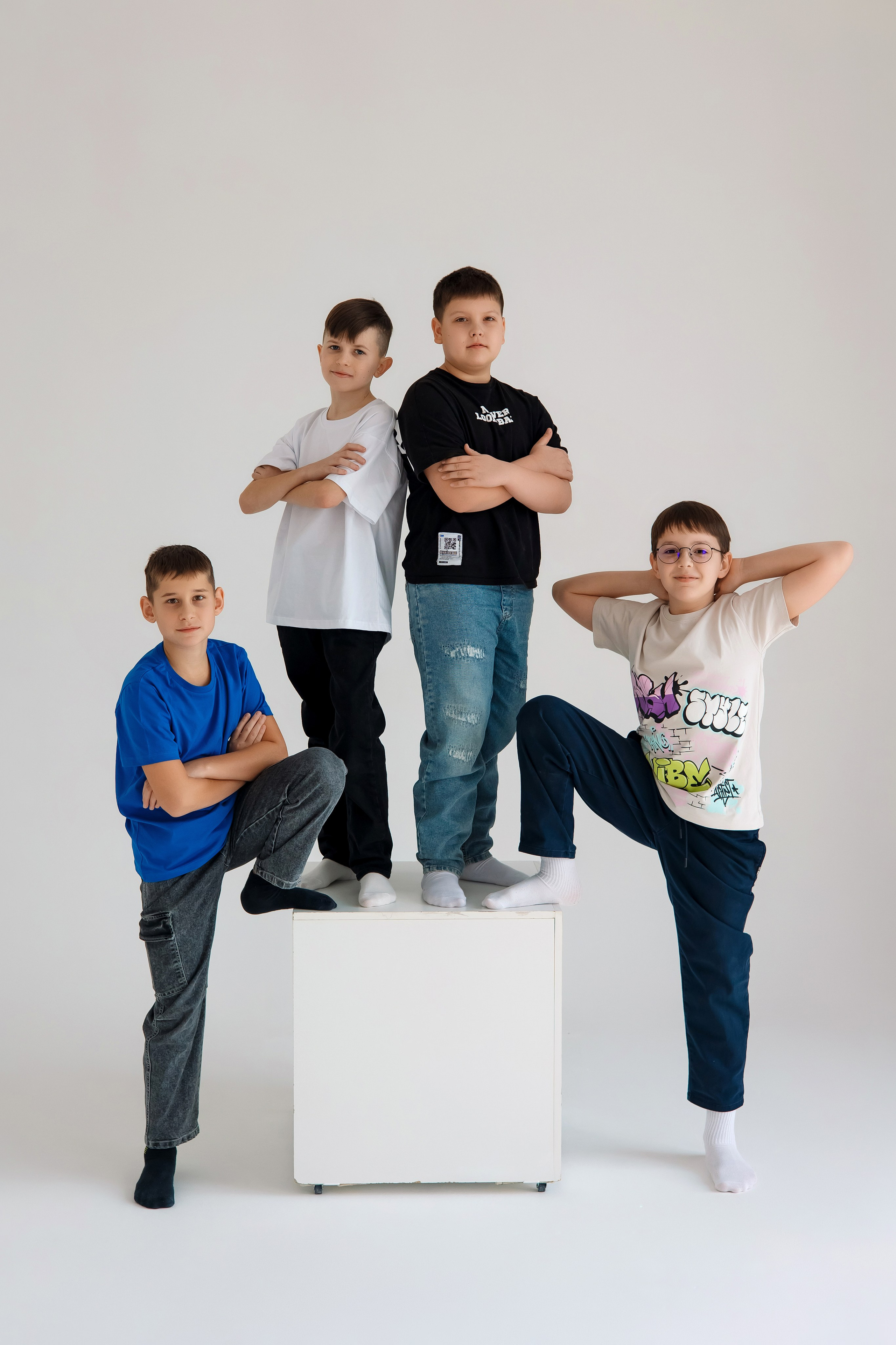 4 класс съемка в фотостудии. Фотограф Любовь Корниенко, Примоский край