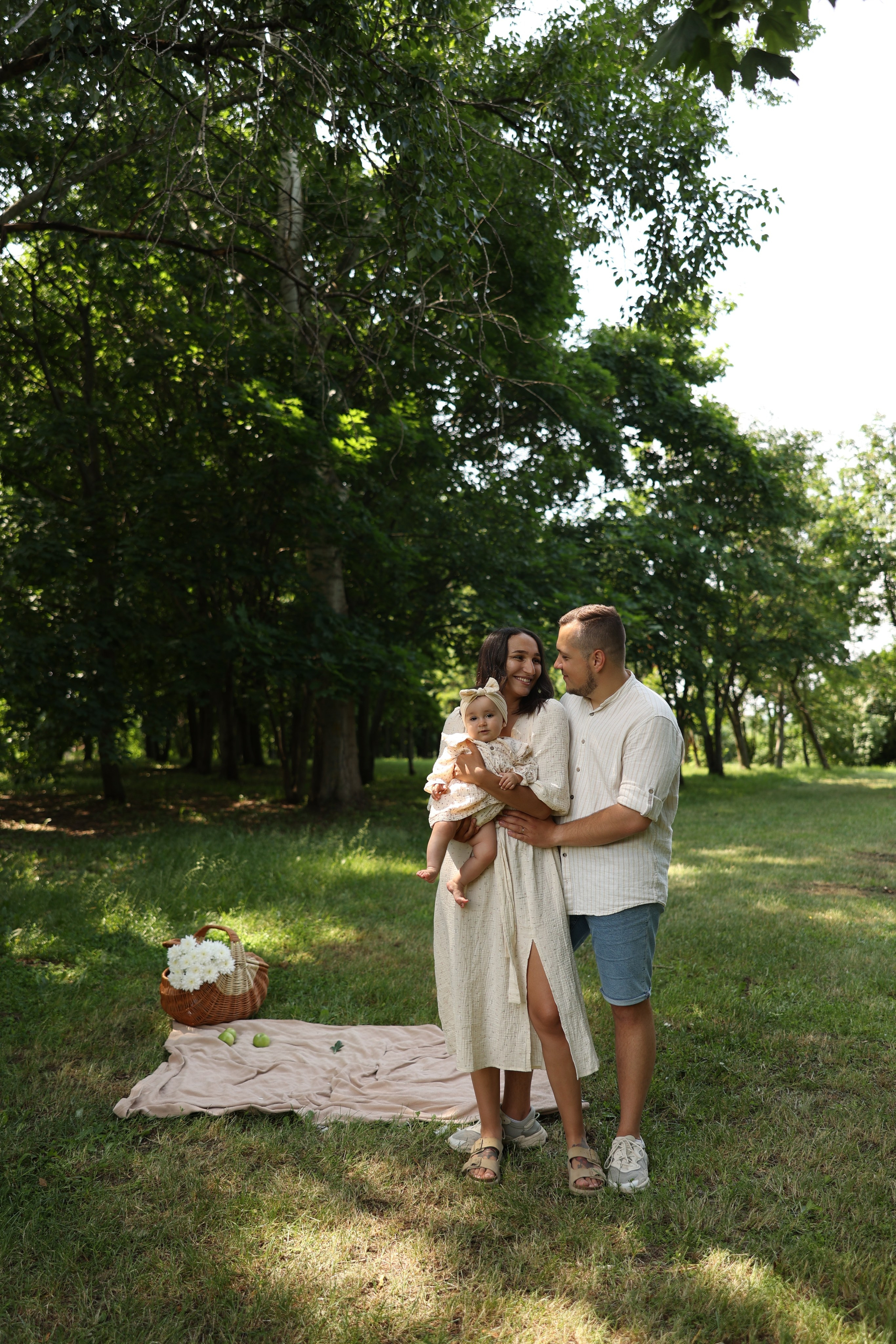 Мила, Валера и Оливия. Свадебный и семейный фотограф в Москве Ломова Ирина