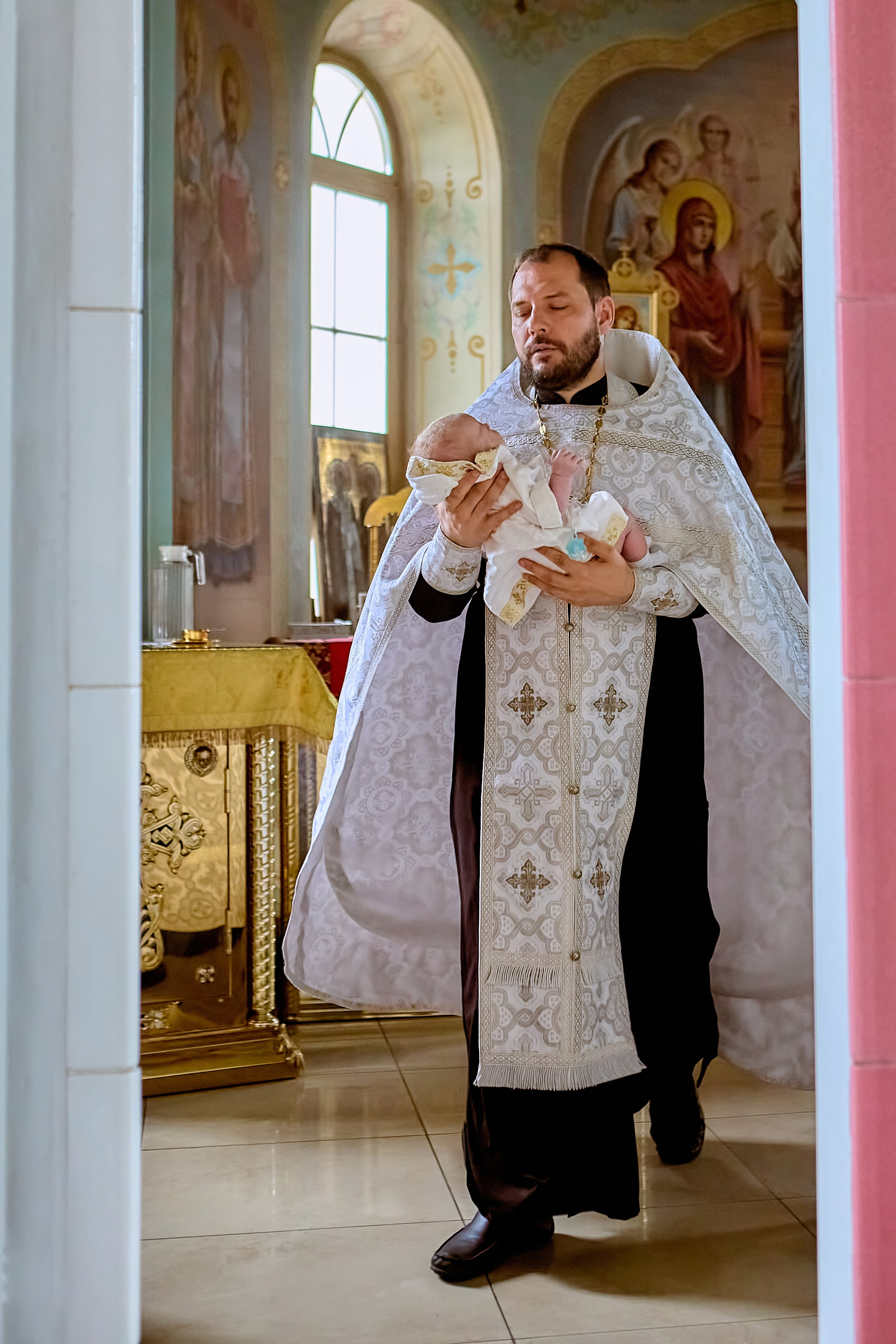 Таинство Крещения младенца Марка